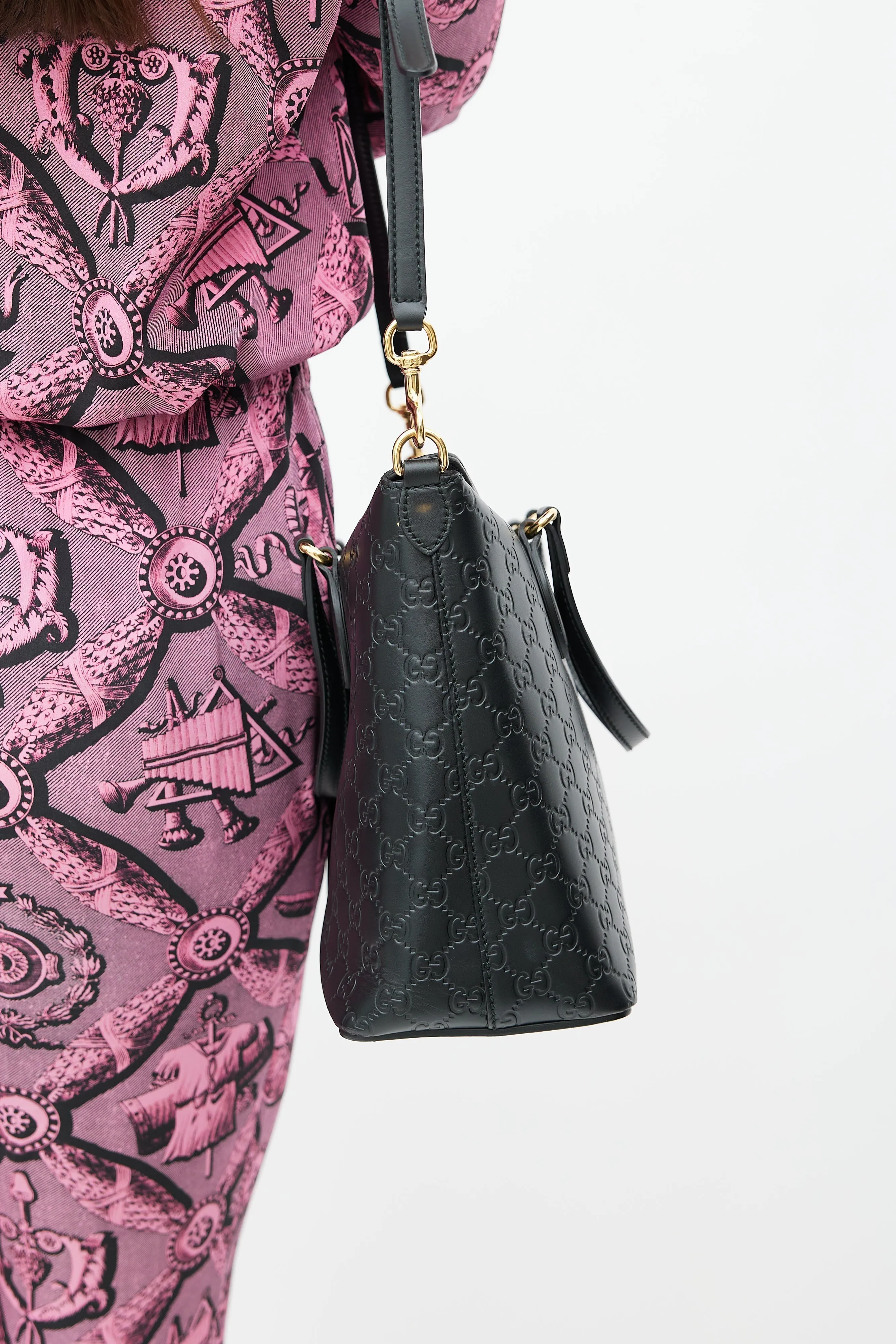 Black Guccissima Leather Foldover Shoulder Bag