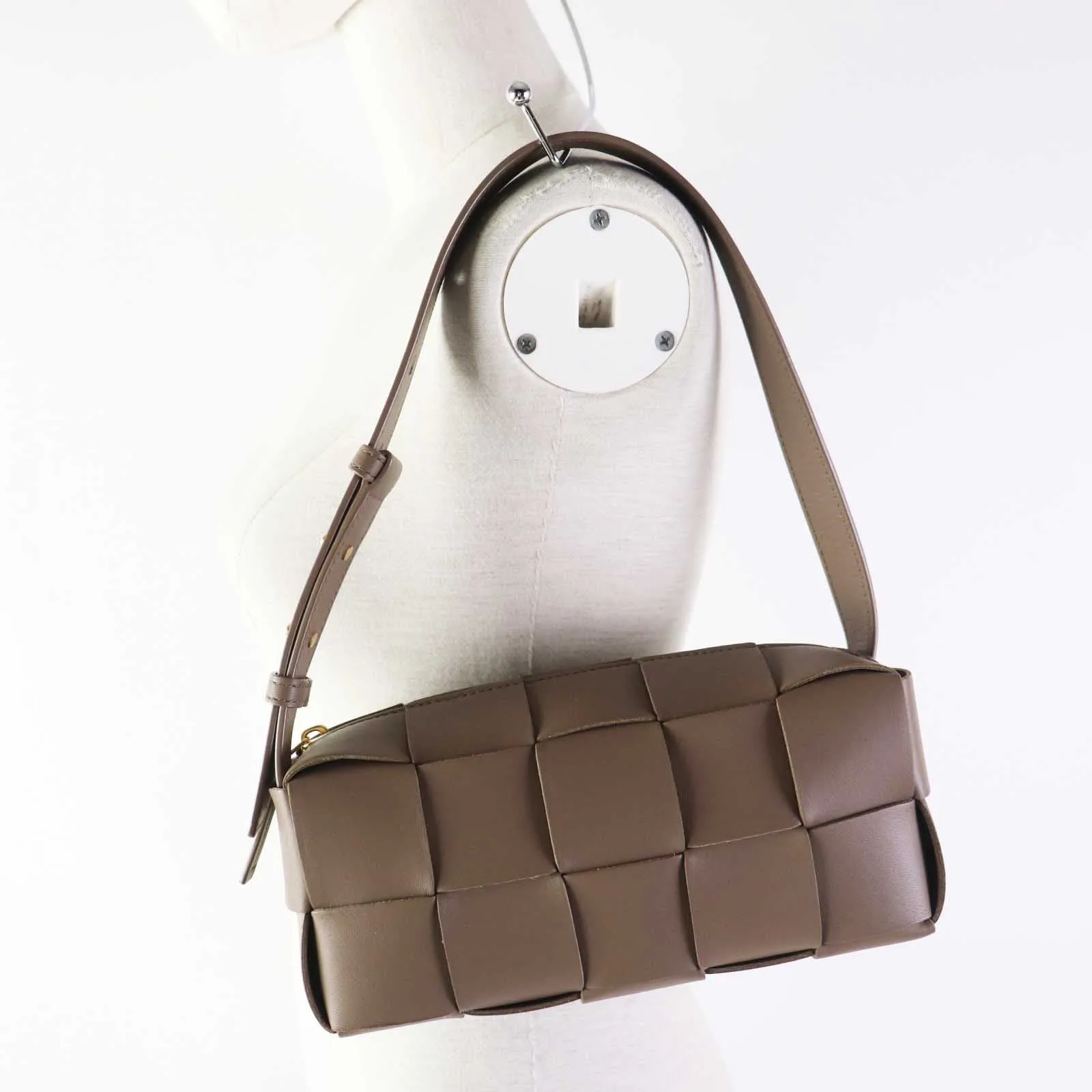 BOTTEGAVENETA Shoulder Bag 729166 leather Taupe (Greige) Small Brick Cassette