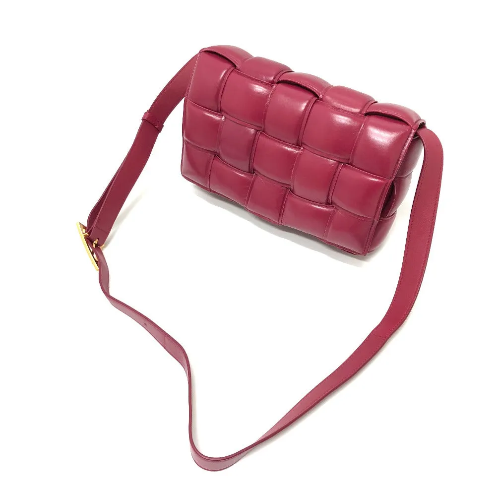 BOTTEGAVENETA Shoulder Bag leather wine-red Padded cassette Cassette Maxi Women Used