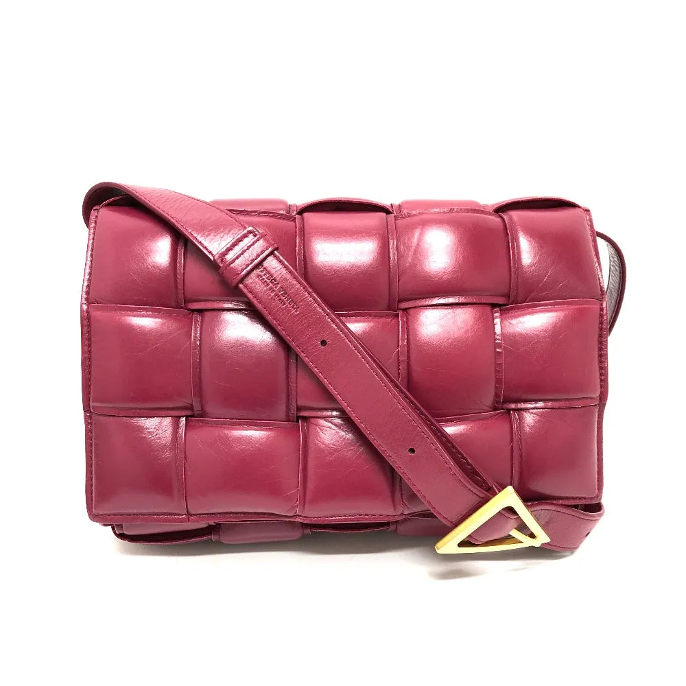 BOTTEGAVENETA Shoulder Bag leather wine-red Padded cassette Cassette Maxi Women Used