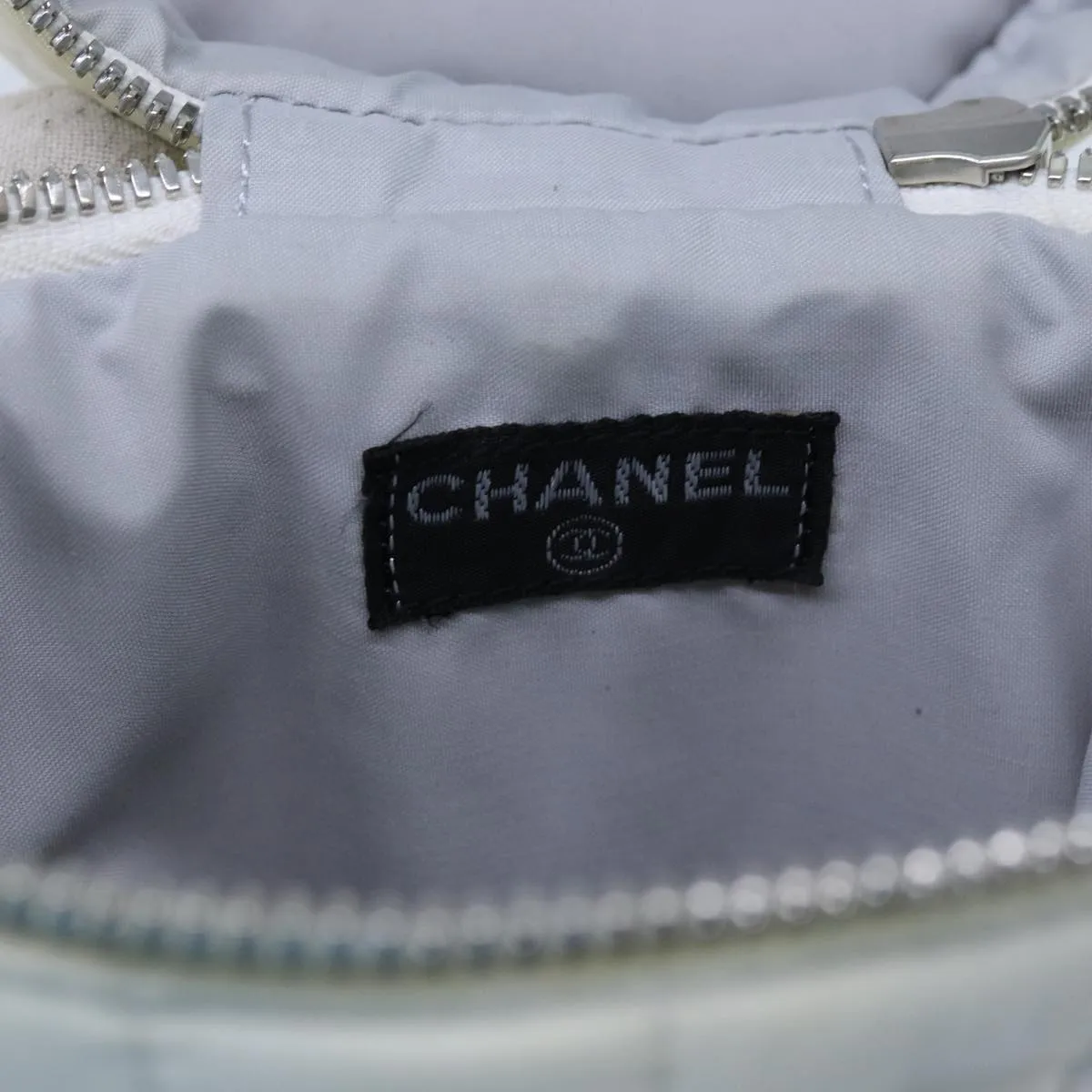 CHANEL Choco Bar Sports Line Shoulder Bag Nylon White CC Auth 70955
