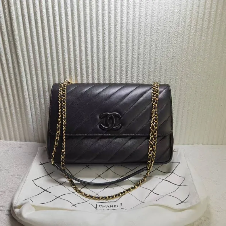 Chanel Classic Flap Bag Black Leather Shoulder Bag Preloved