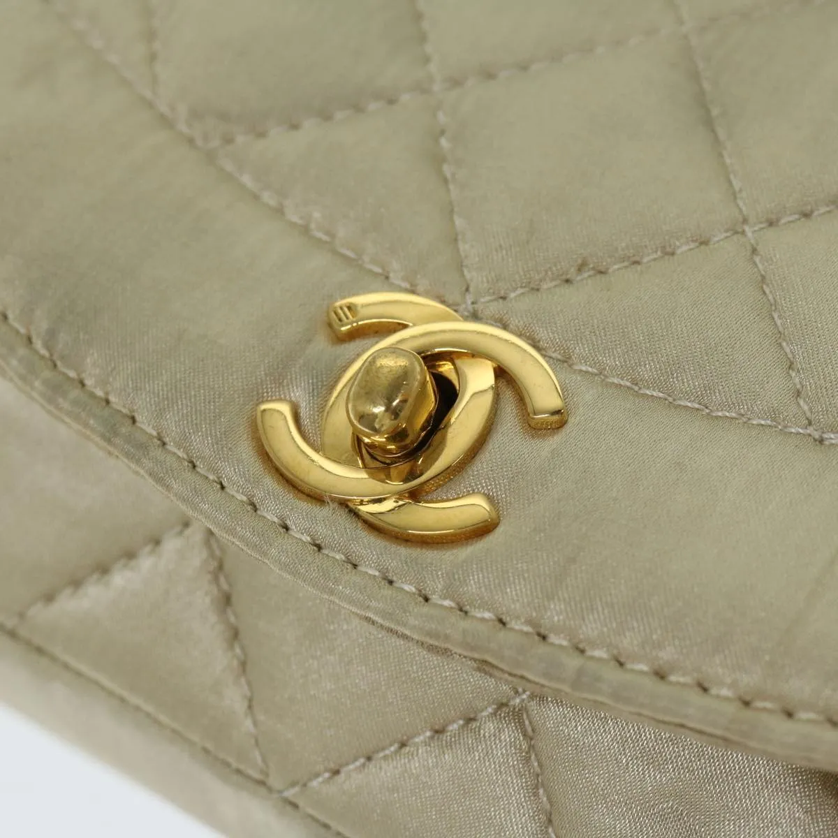 CHANEL Diana Shoulder Bag