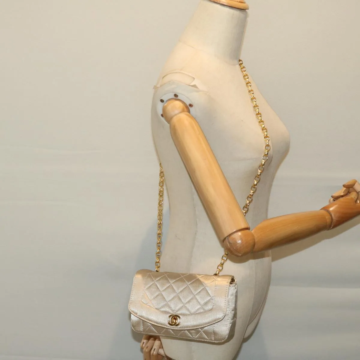 CHANEL Diana Shoulder Bag