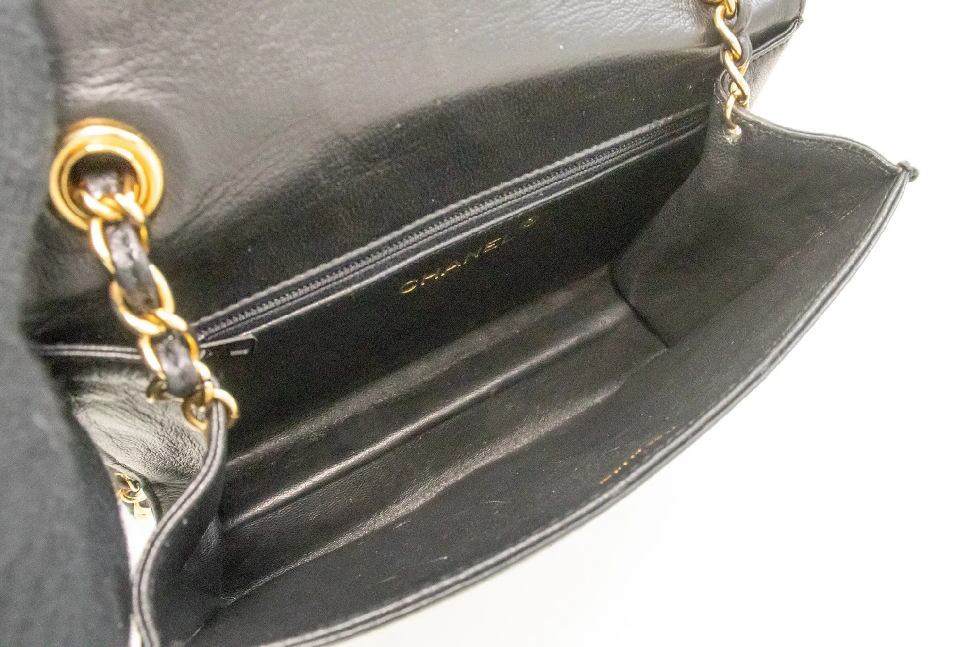 CHANEL Vintage Full Flap Chain Shoulder Bag Black Quilted Lambskin