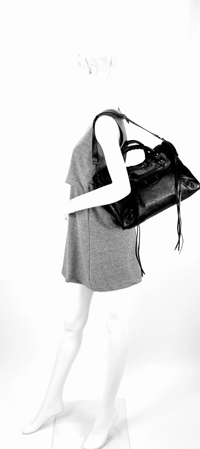 Classic Agneau Leather City Bag