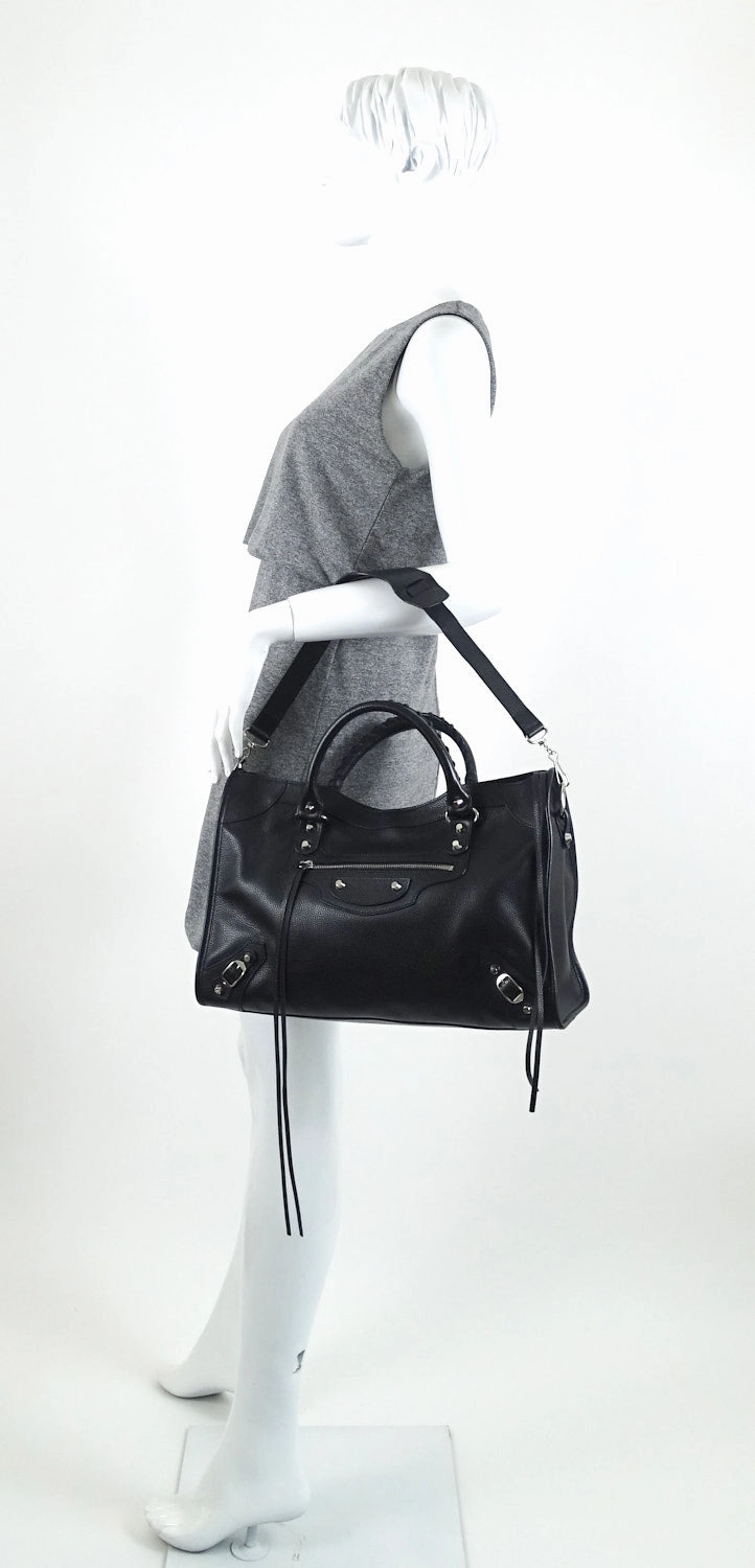 Classic Agneau Leather City Bag