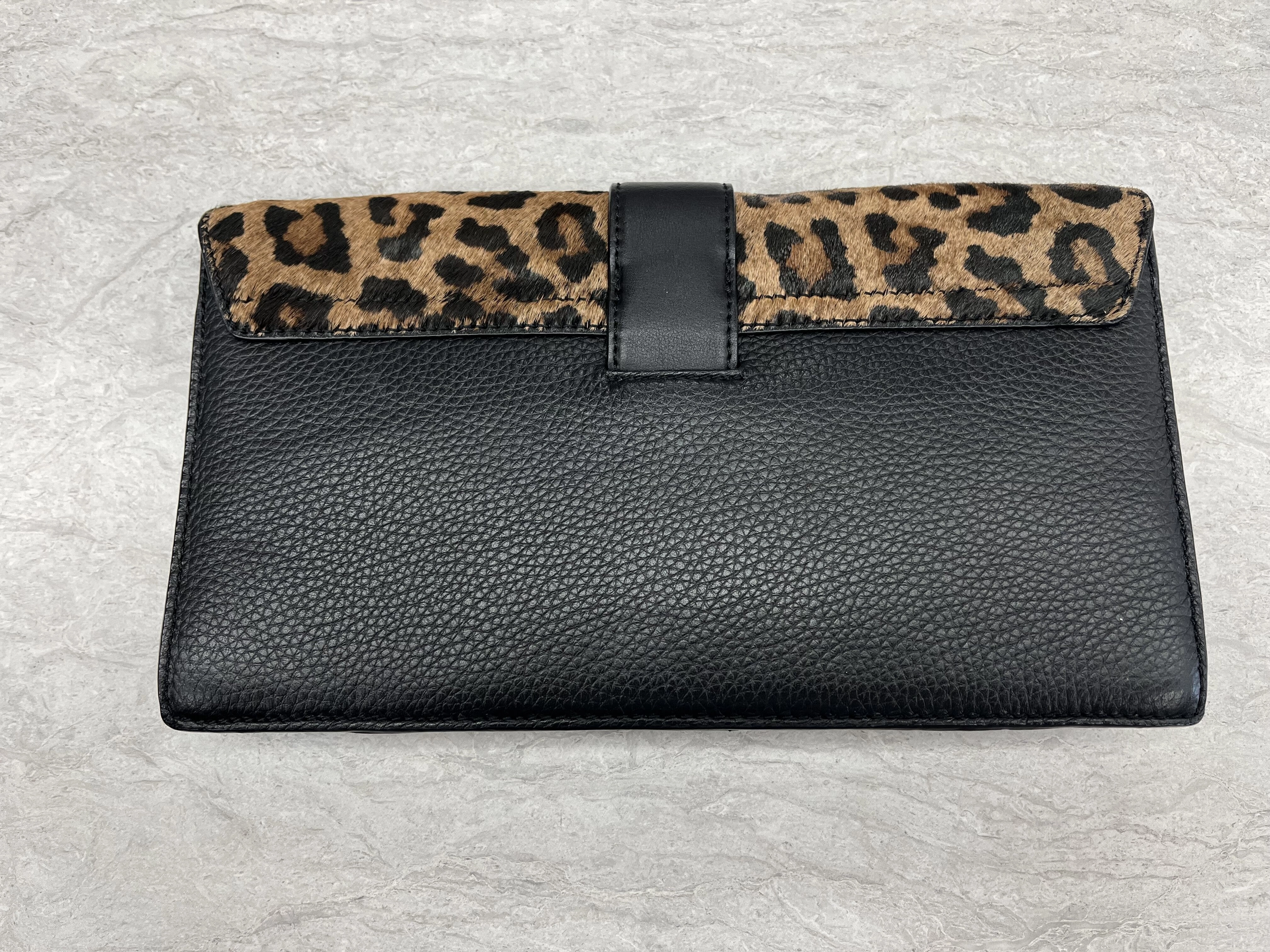 Clutch Designer By Kate Spade  Size: Medium