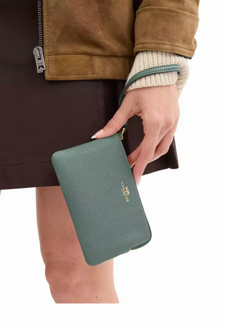 Coach Corner Zip Wristlet In Sage CP483