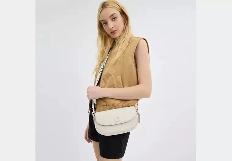 Coach Emmy Saddle Bag 23