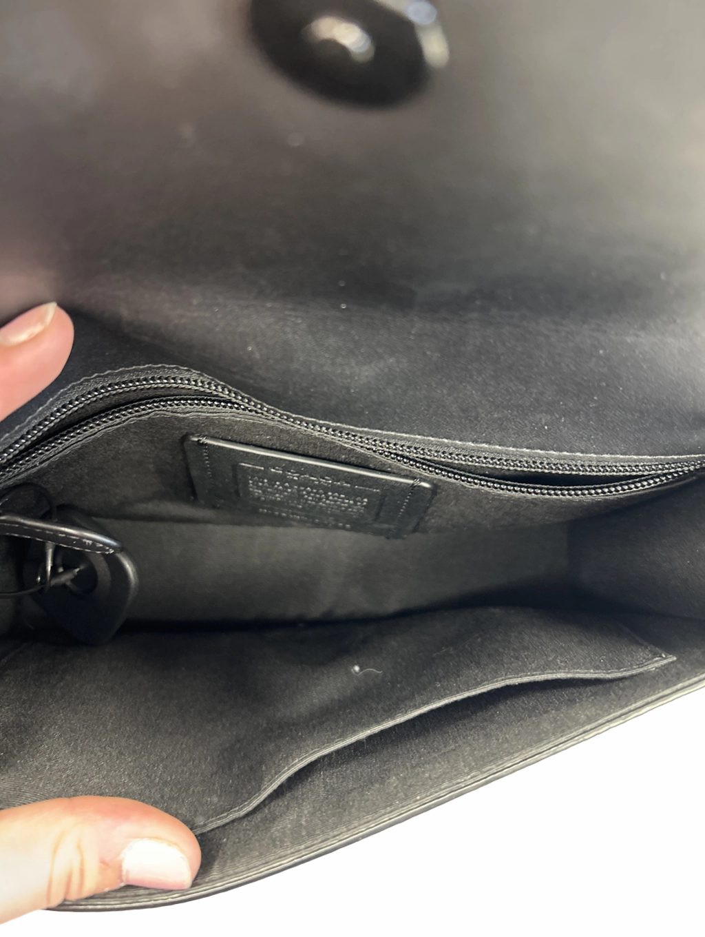 Crossbody Designer By Coach  Size: Medium