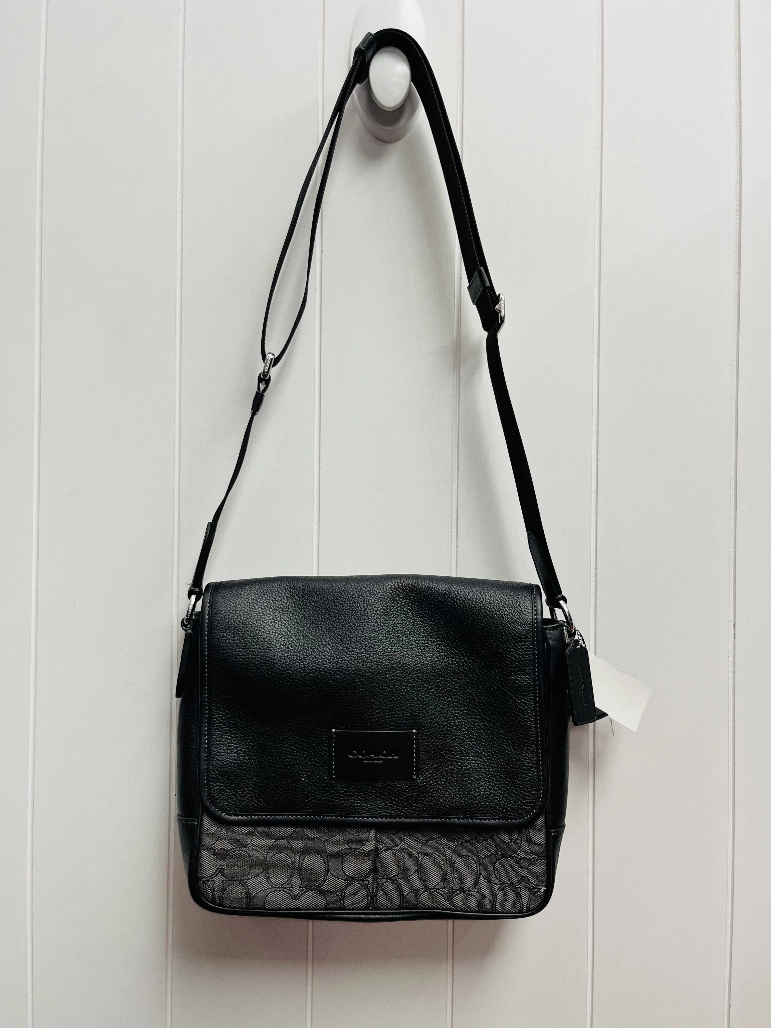 Crossbody Designer By Coach  Size: Medium