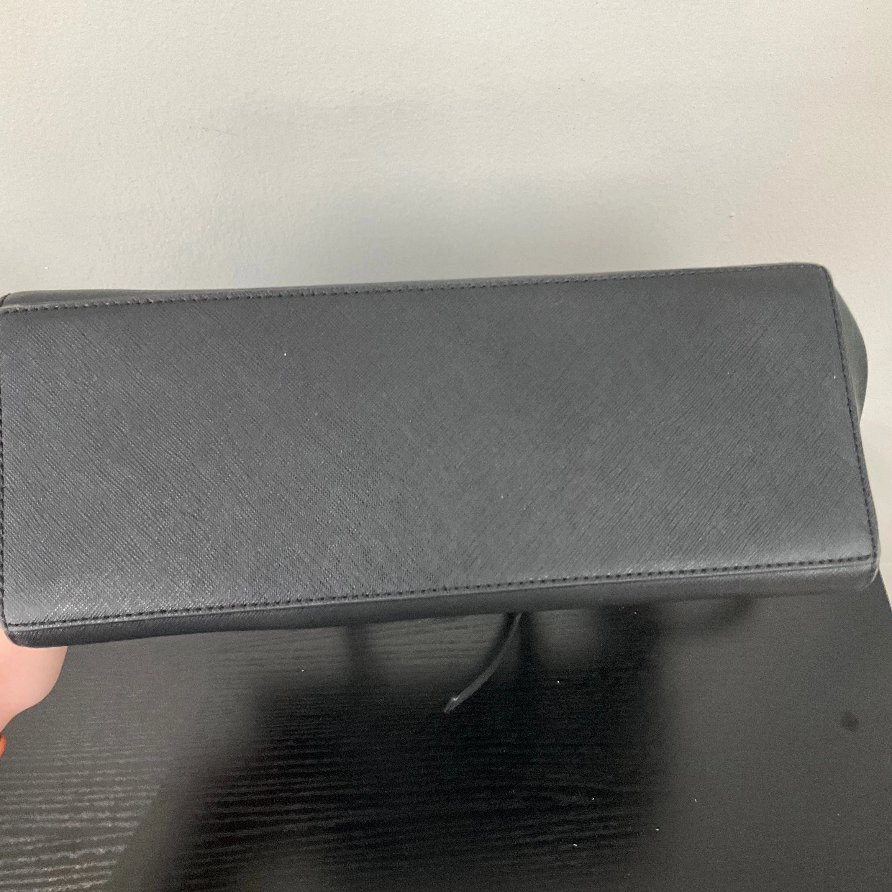 Crossbody Designer By Kate Spade In Black, Size:Small