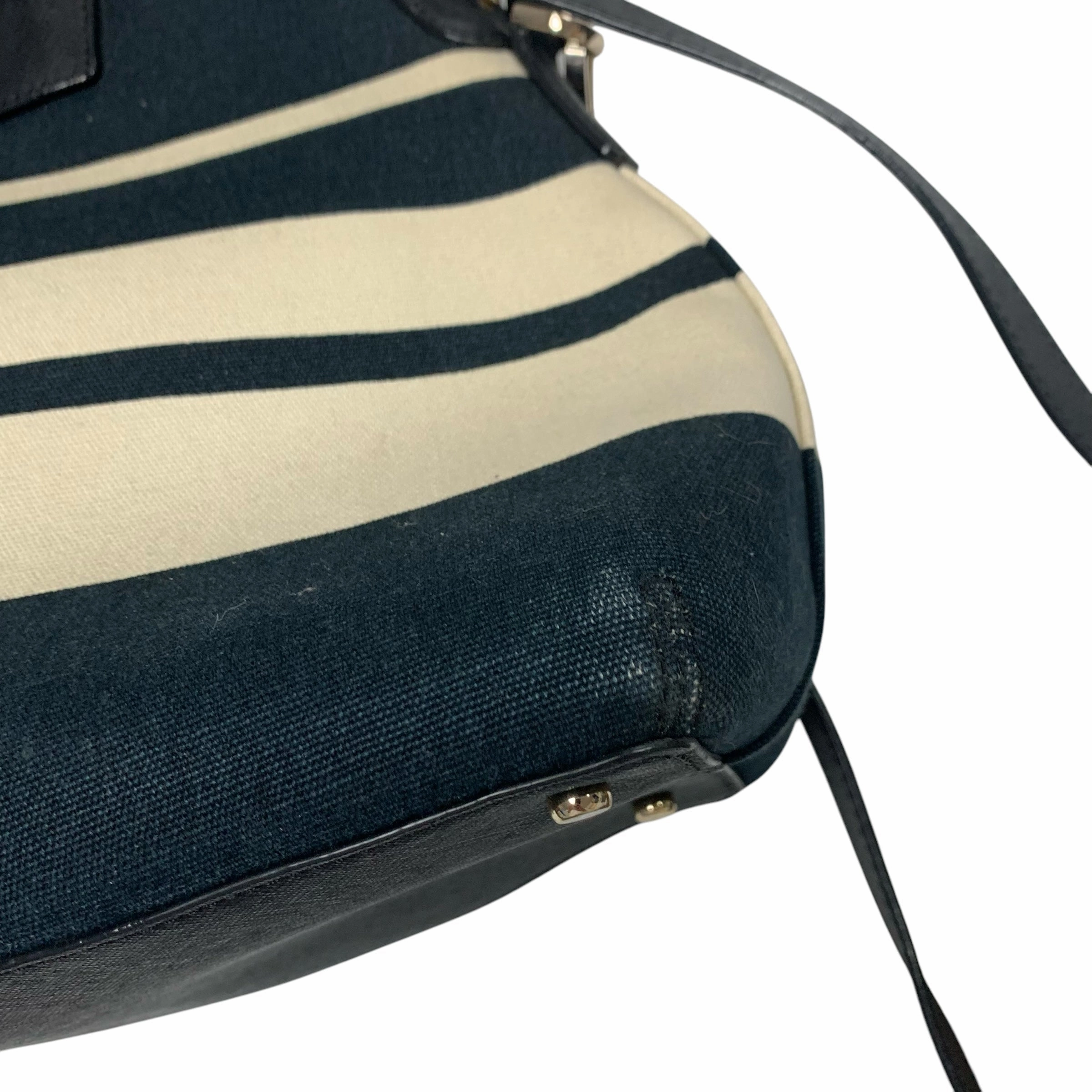 Crossbody Designer By Kate Spade, Size: Large