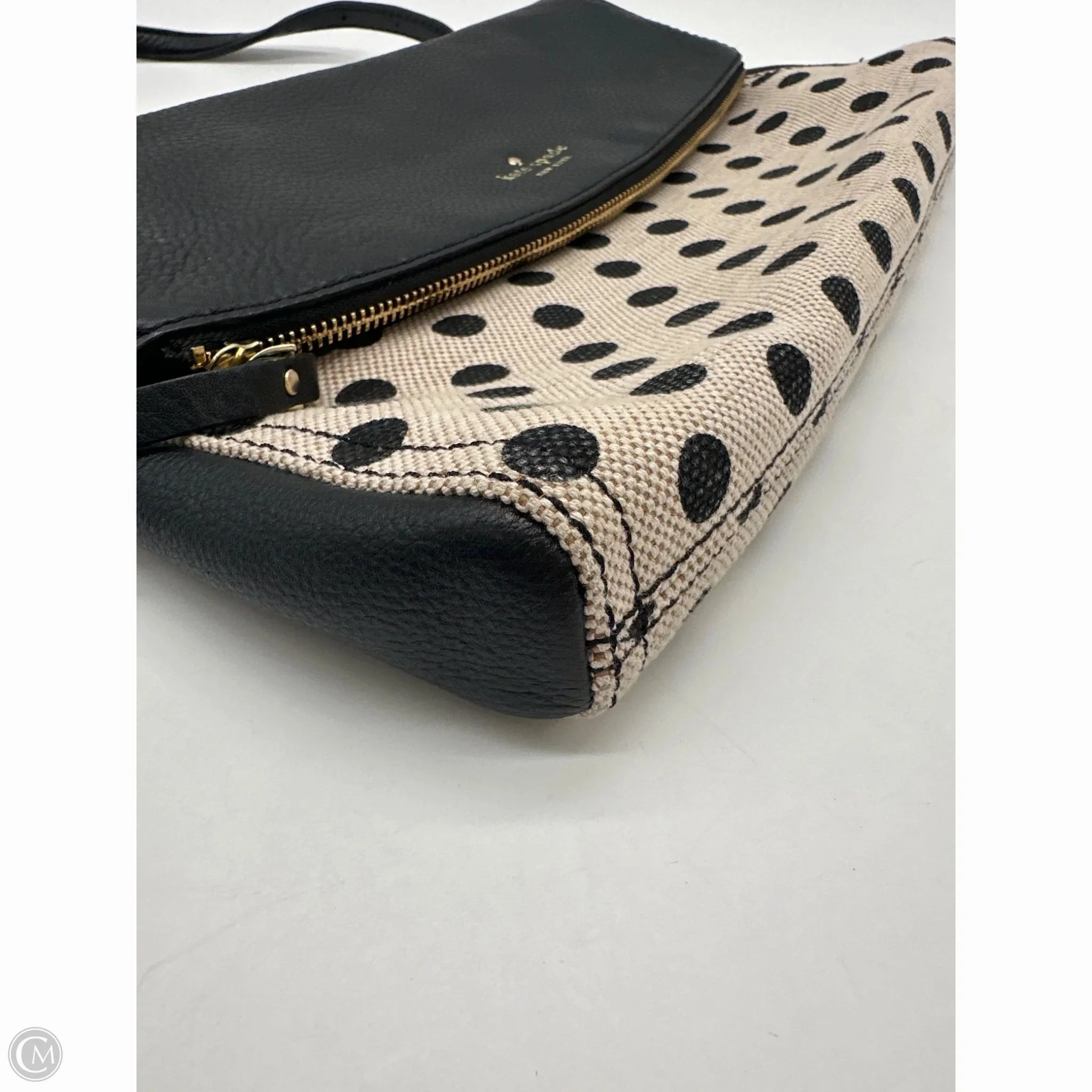 Crossbody Designer By Kate Spade, Size: Medium
