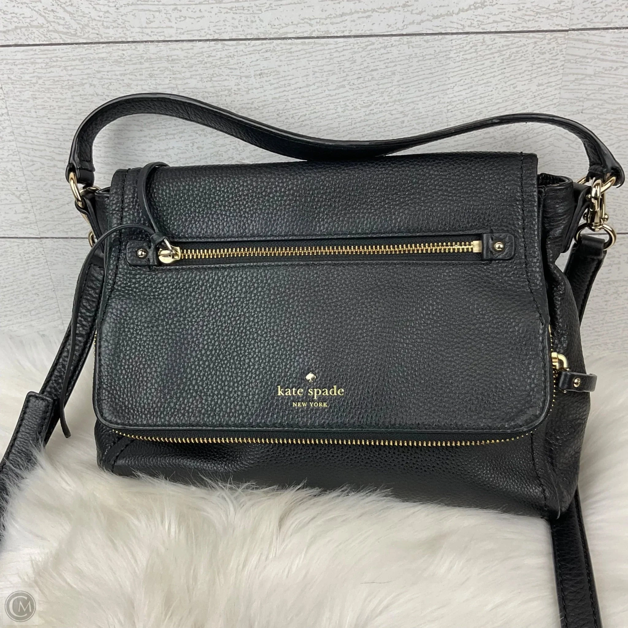 Crossbody Designer By Kate Spade, Size: Medium