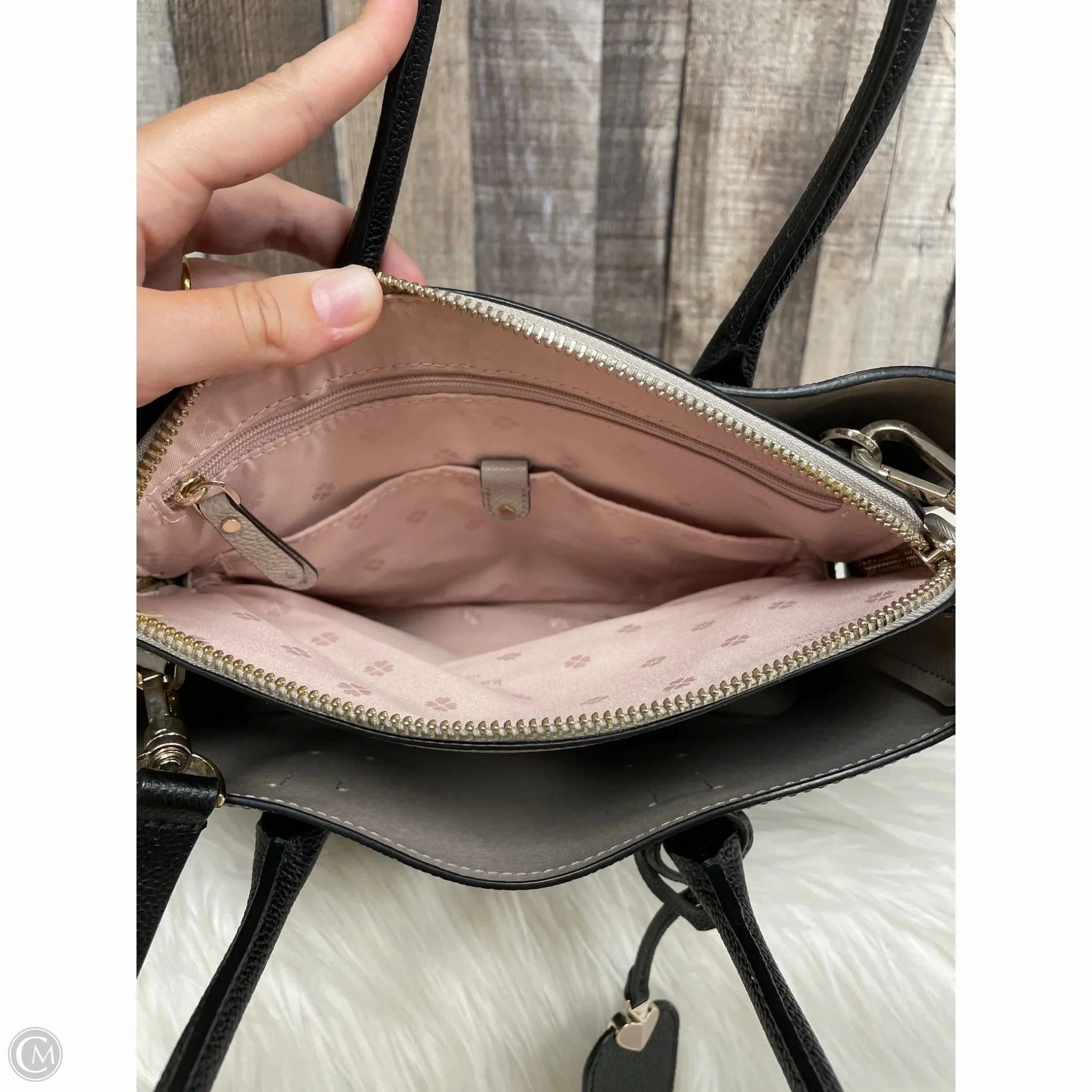 Crossbody Designer By Kate Spade, Size: Medium