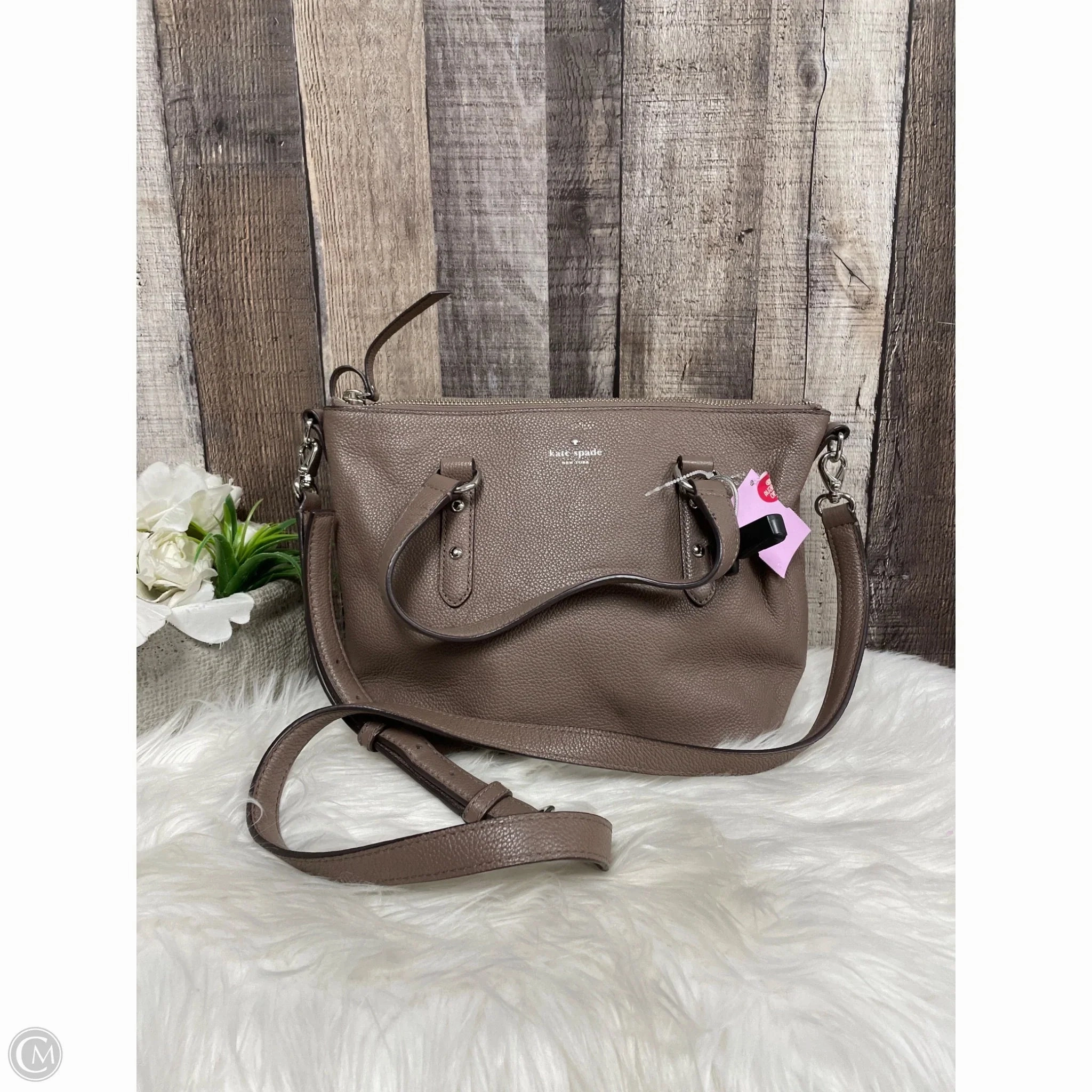 Crossbody Designer By Kate Spade, Size: Medium