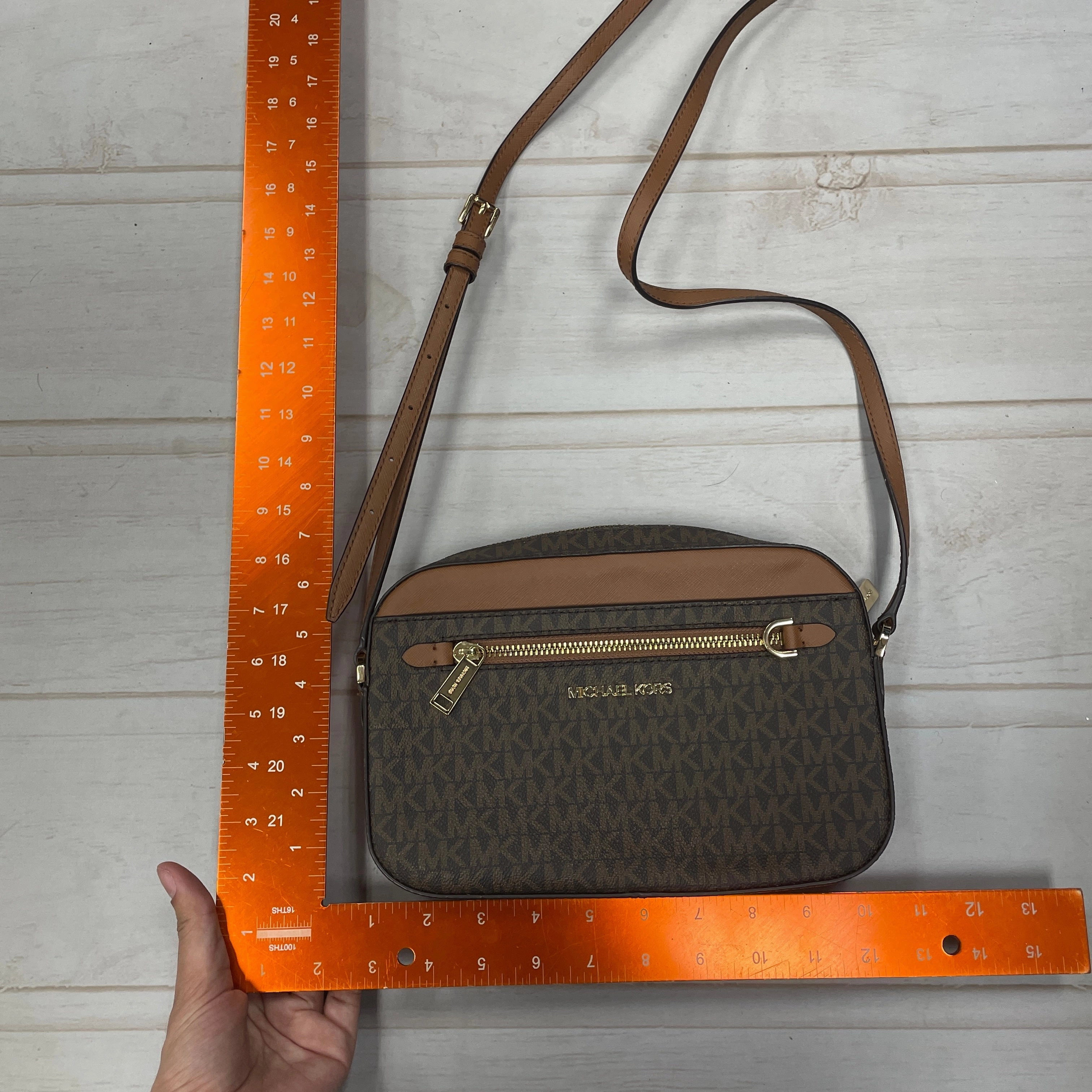 Crossbody Designer By Michael Kors, Size: Medium