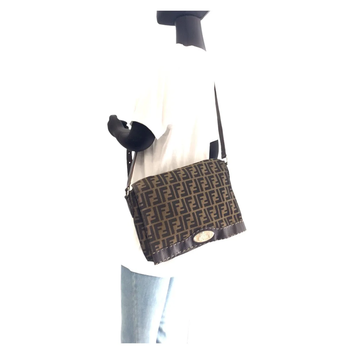 FENDI Shoulder Bag Canvas, Leather Brown Gold Metal Crossbody Shoulder Bag Messenger Bag Zucca Women Used