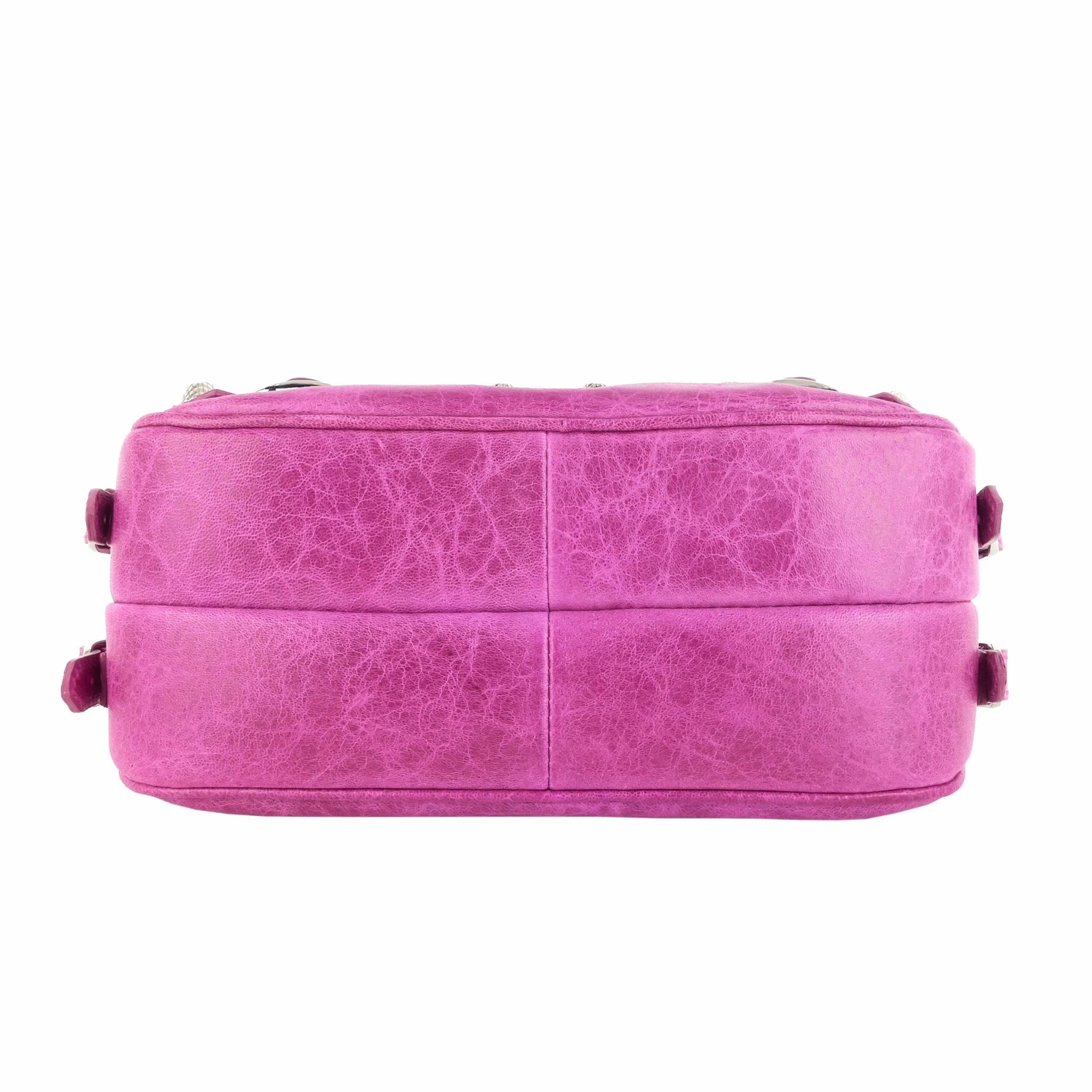 Giant 12 Chic Agneau Leather Bag