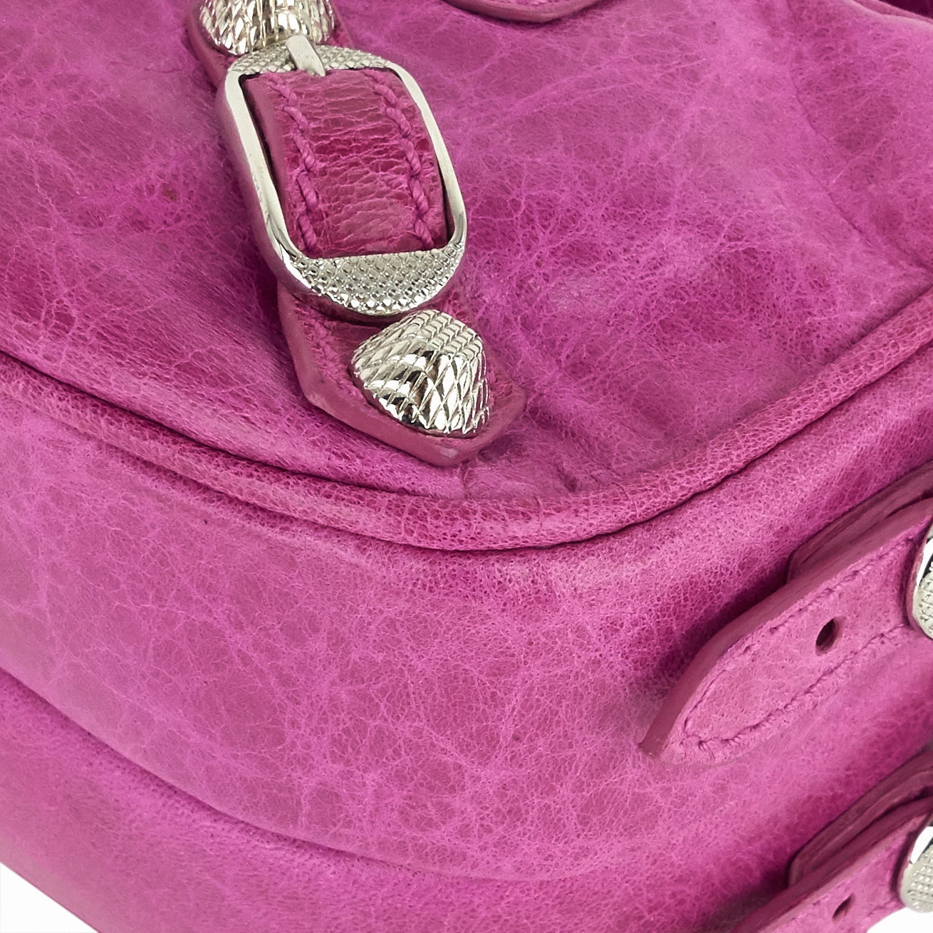 Giant 12 Chic Agneau Leather Bag