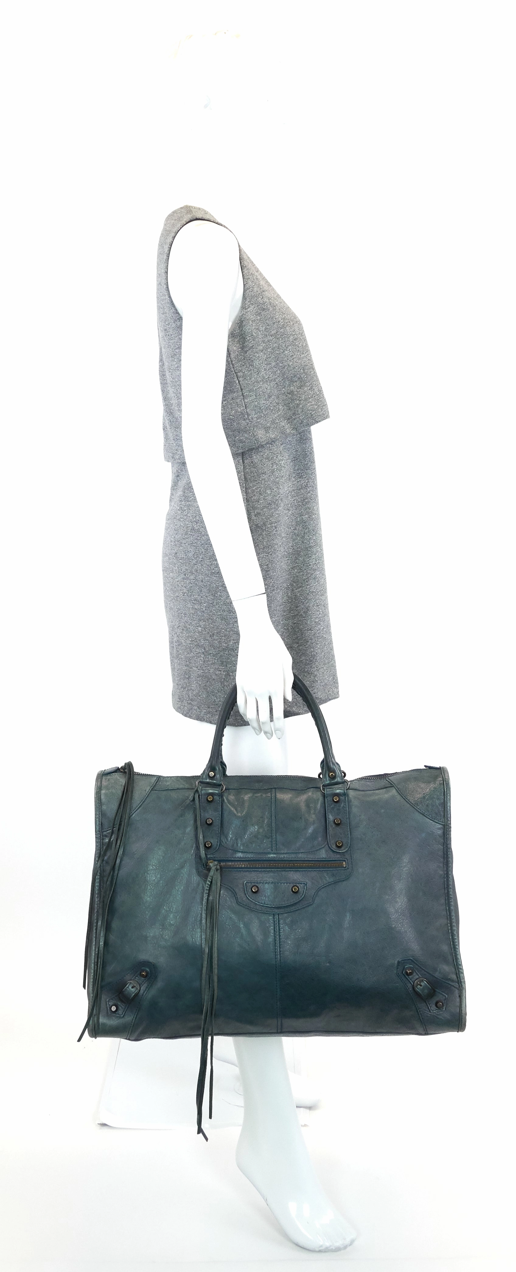 Giant Weekender Distressed Agneau Leather Bag