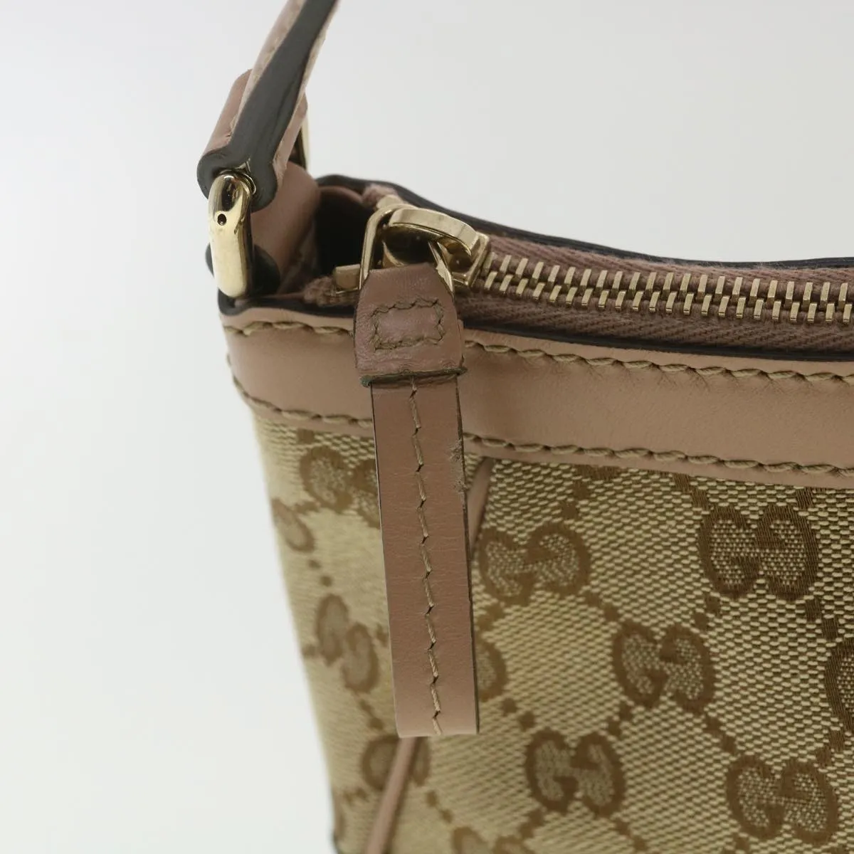 Gucci Shoulder Bag