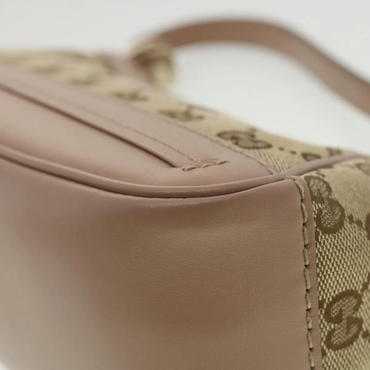 Gucci Shoulder Bag