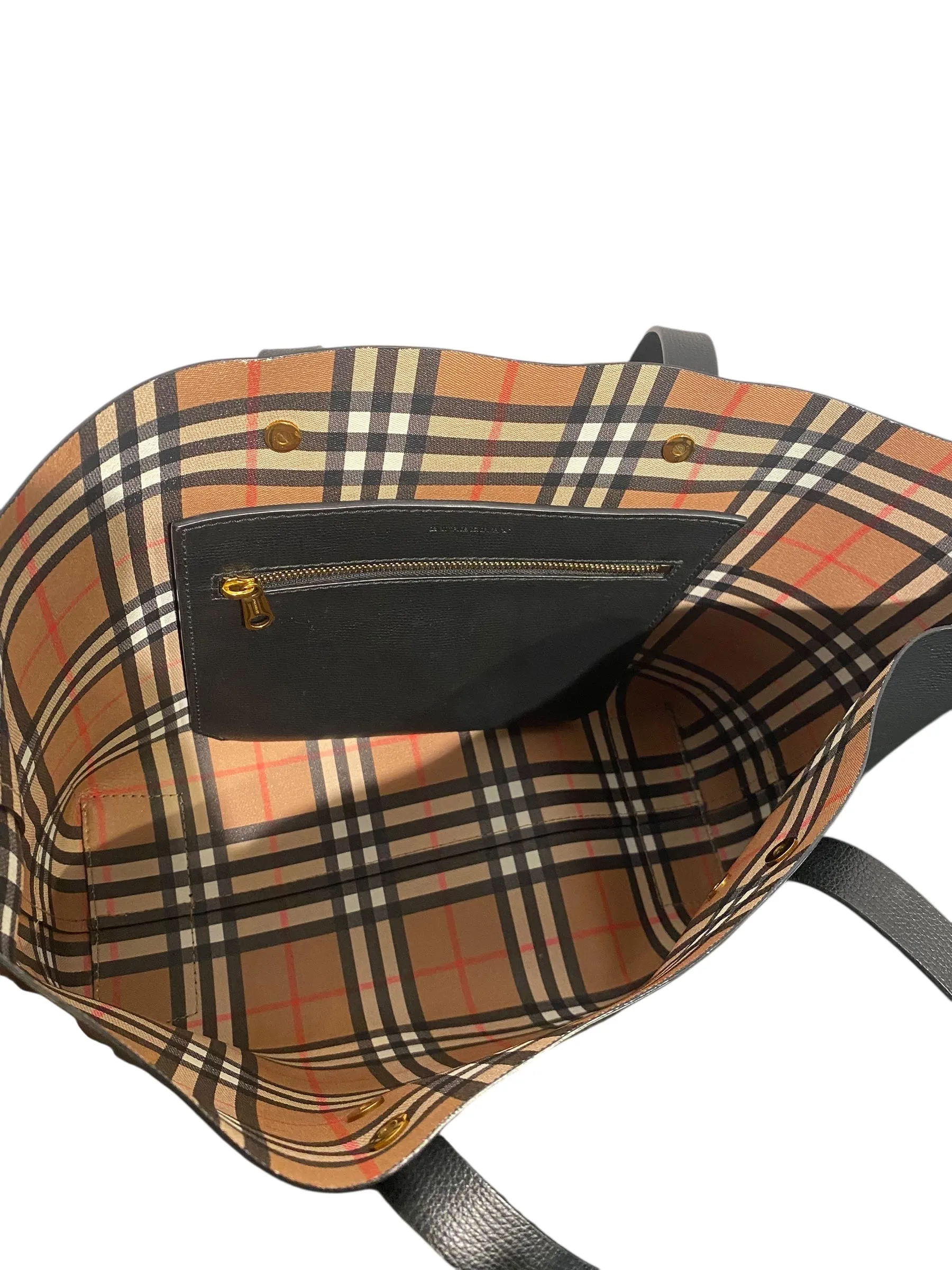Handbag Luxury Designer By Burberry, Size: Large