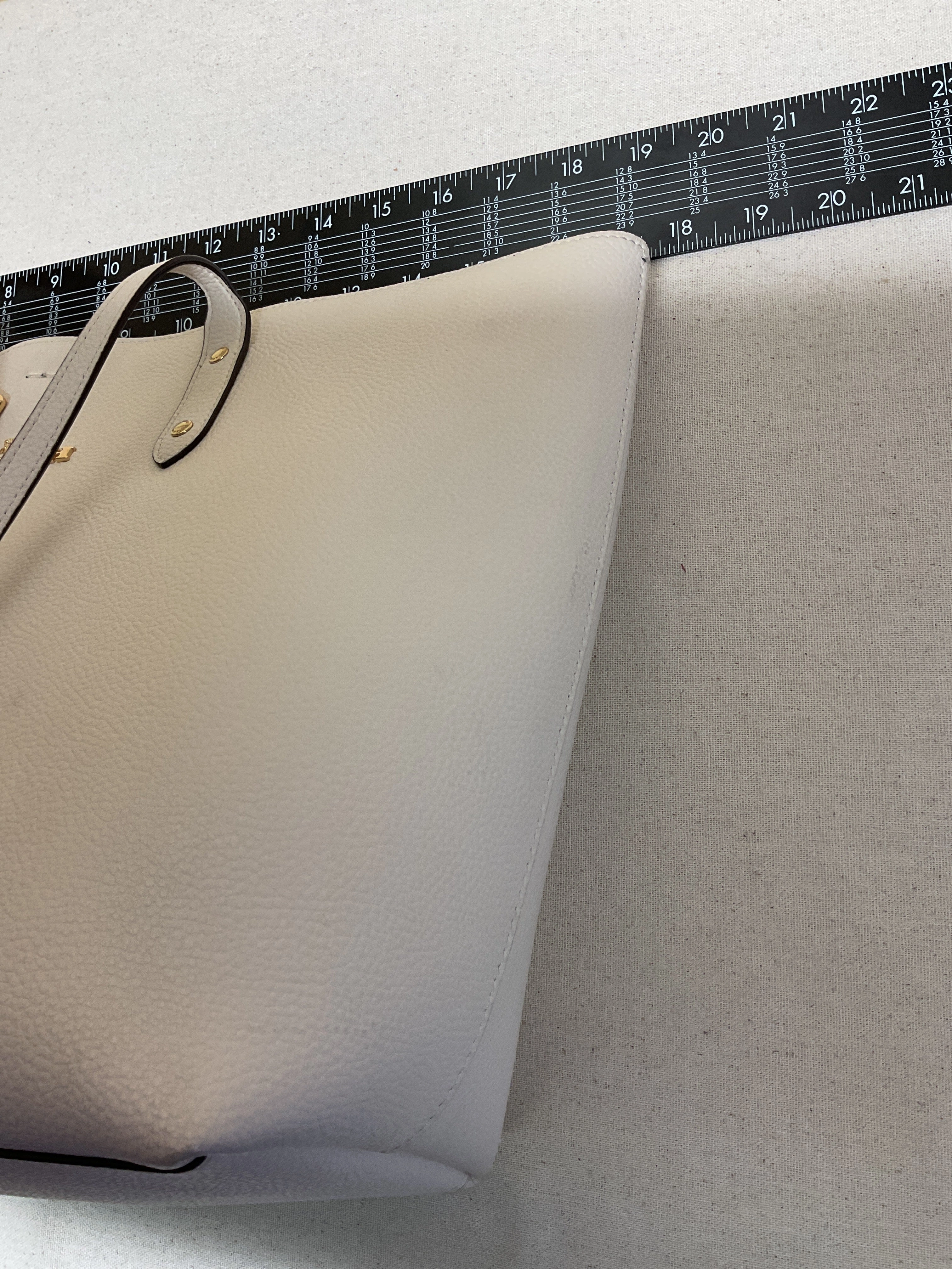 Handbag Designer By Coach In Cream, Size:Large
