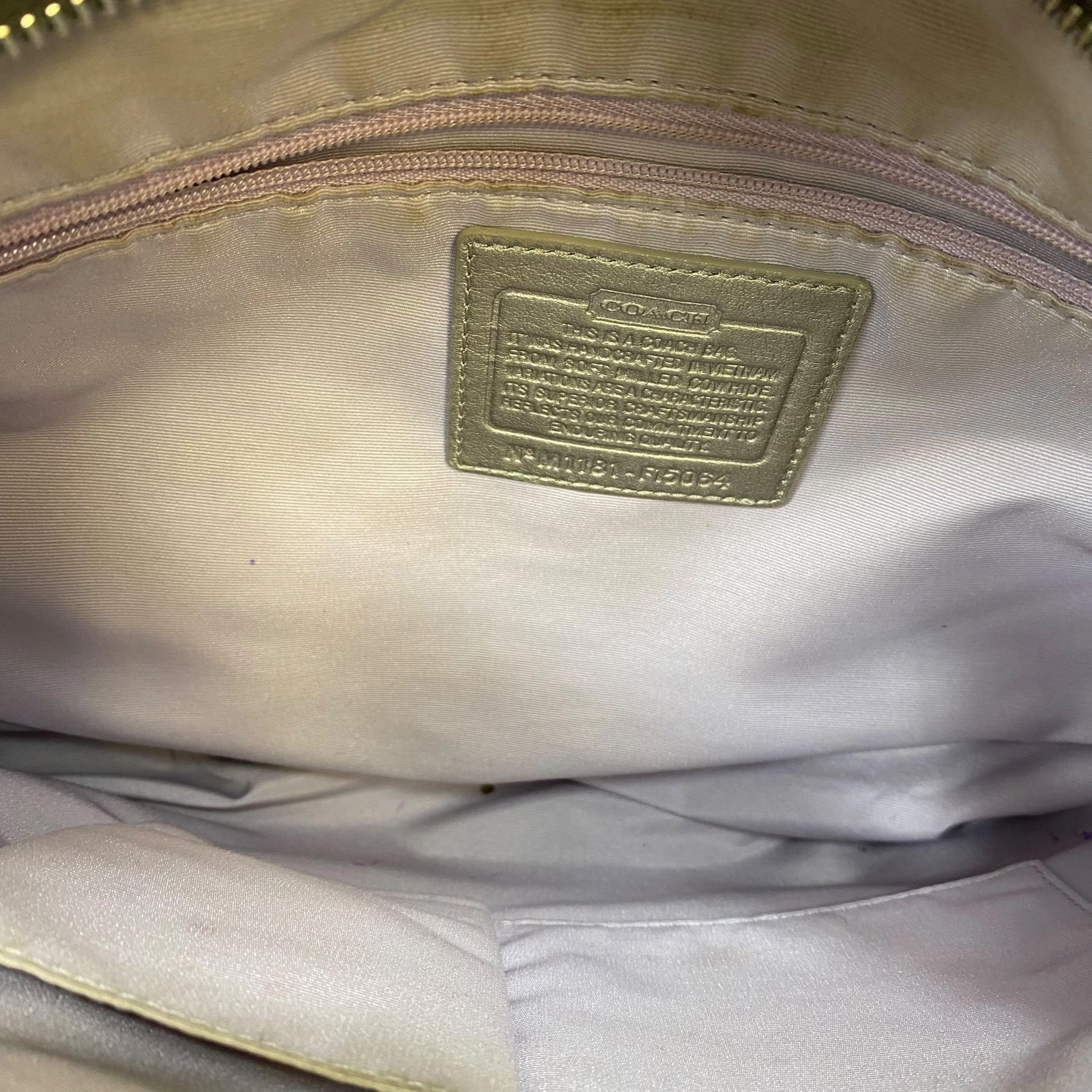 Handbag Designer By Coach In Silver, Size:Large