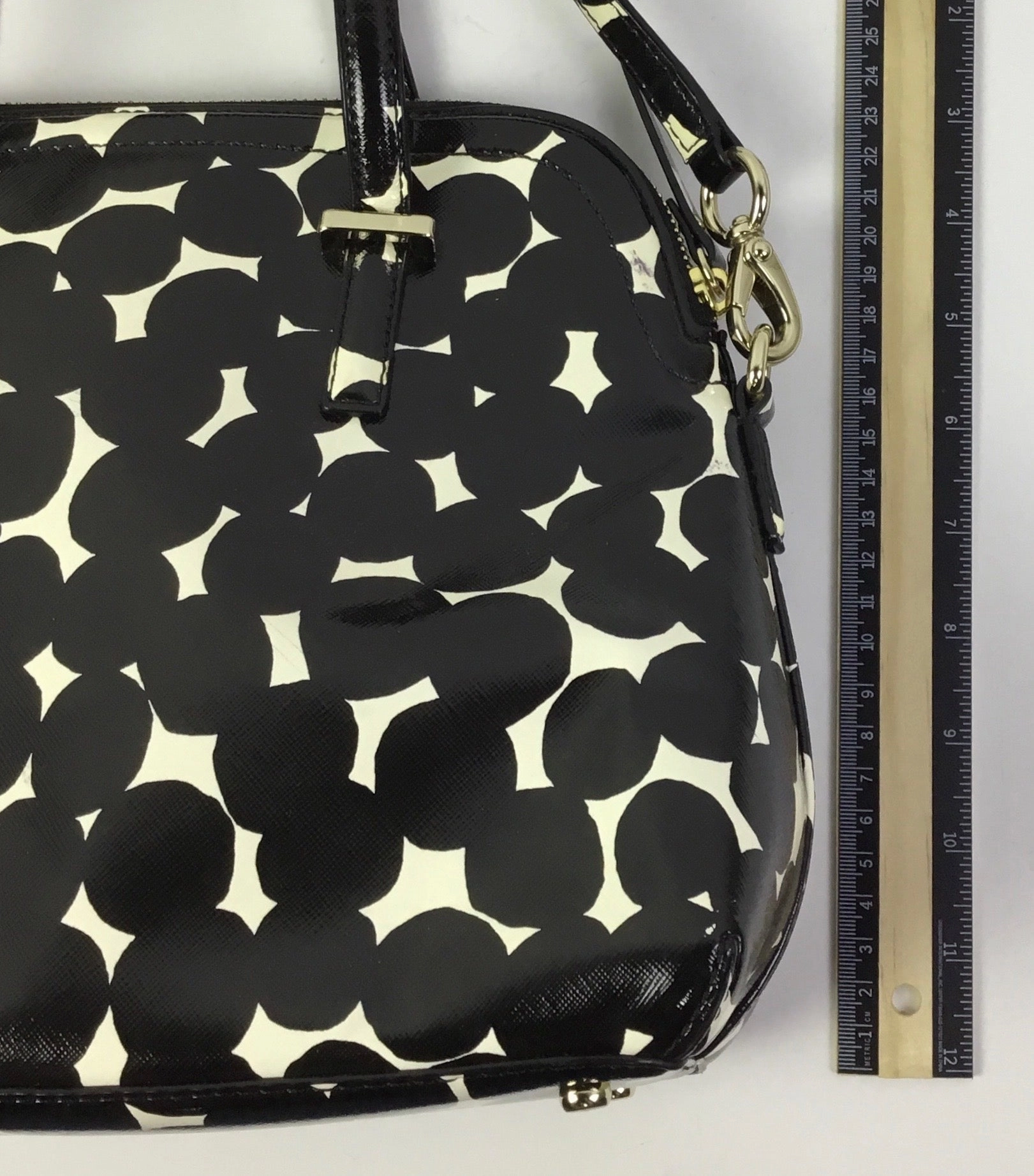 Handbag Designer By Kate Spade In Black & White, Size:Small