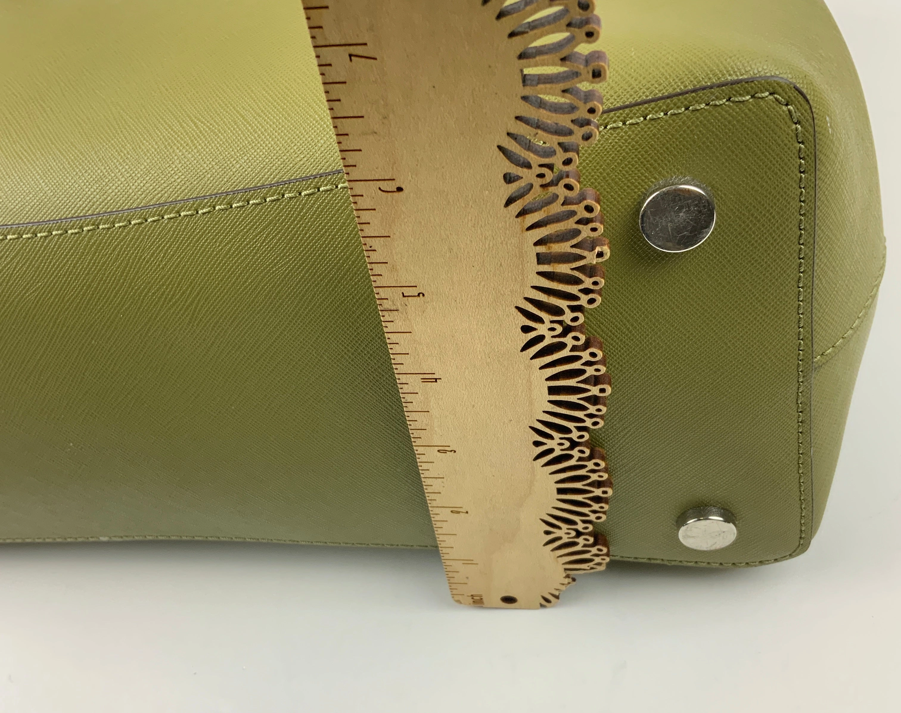 Handbag Designer By Michael Kors In Green, Size:Medium