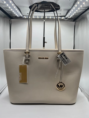 HANDBAG DESIGNER by MICHAEL KORS In WHITE, Size: LARGE
