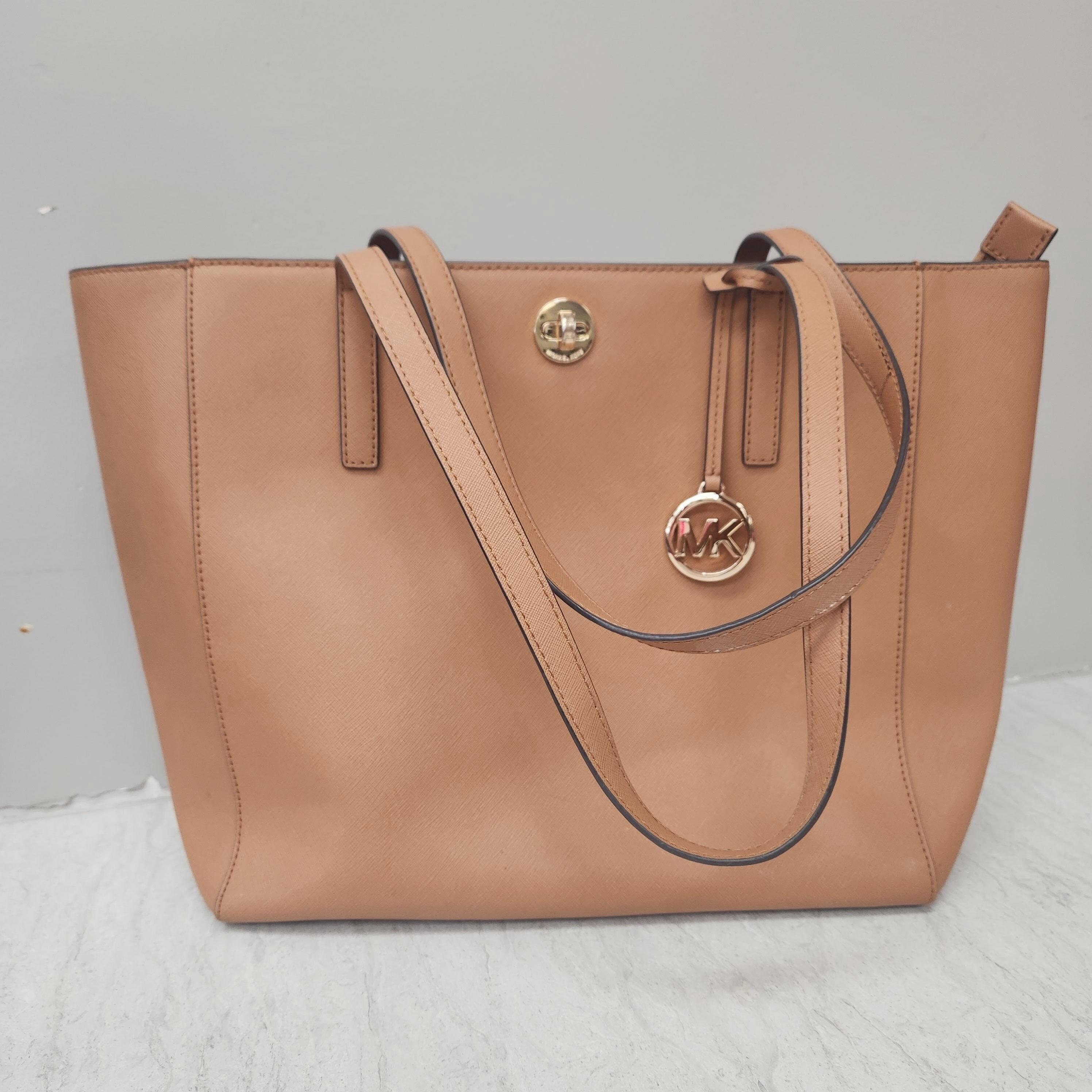Handbag Designer By Michael Kors  Size: Large
