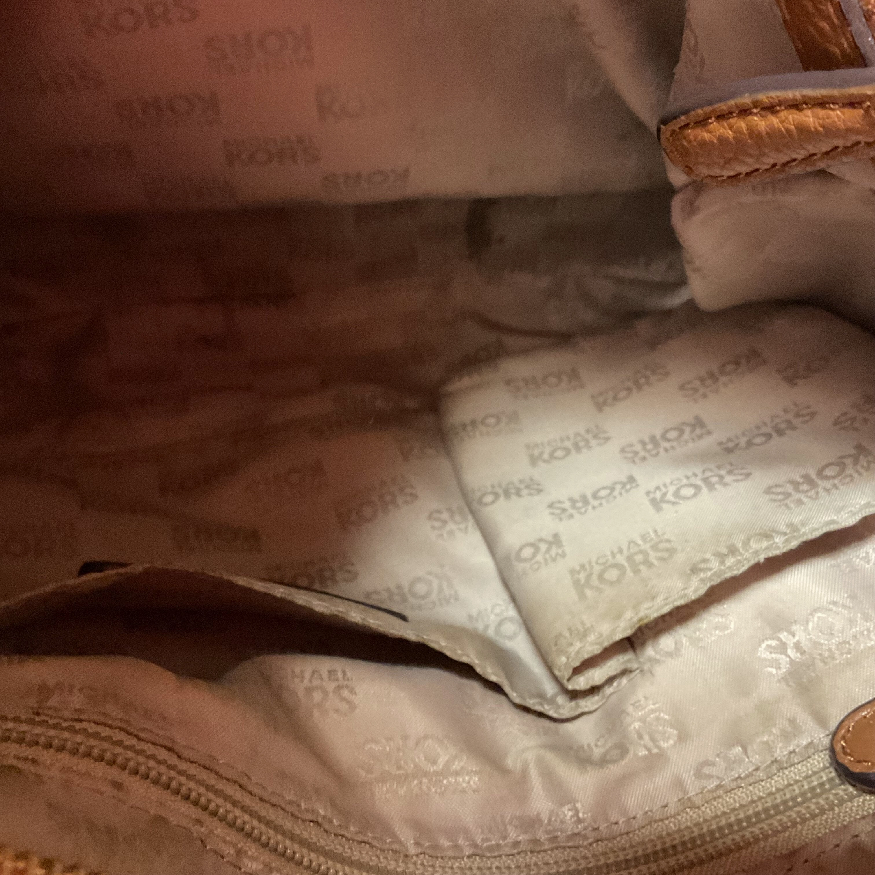 Handbag Designer By Michael Kors  Size: Large