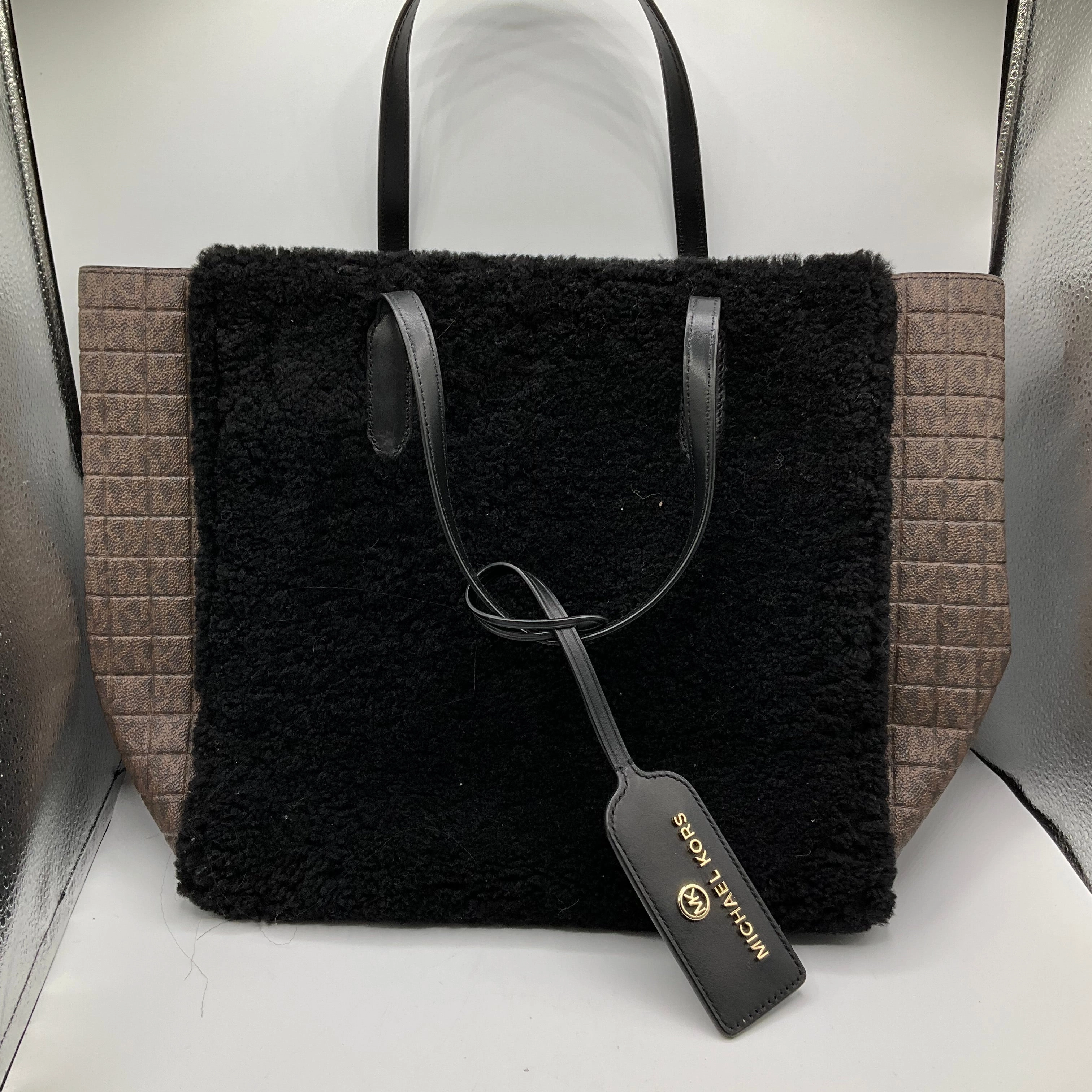 Handbag Designer By Michael Kors, Size: Large