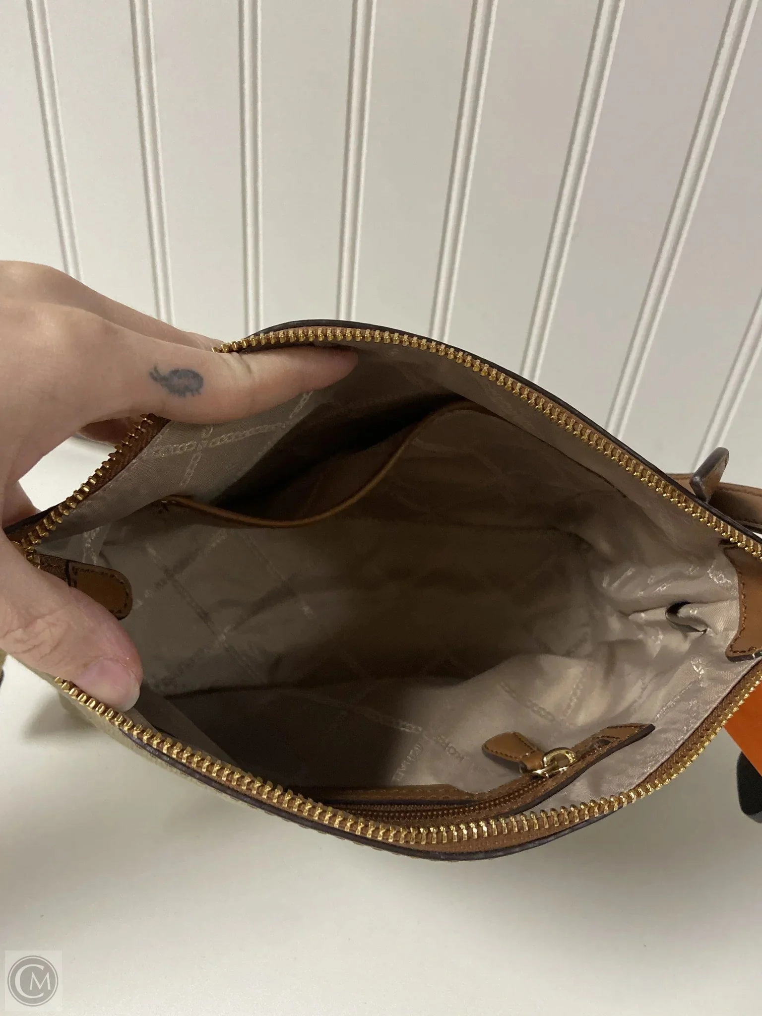Handbag Designer By Michael Kors  Size: Medium