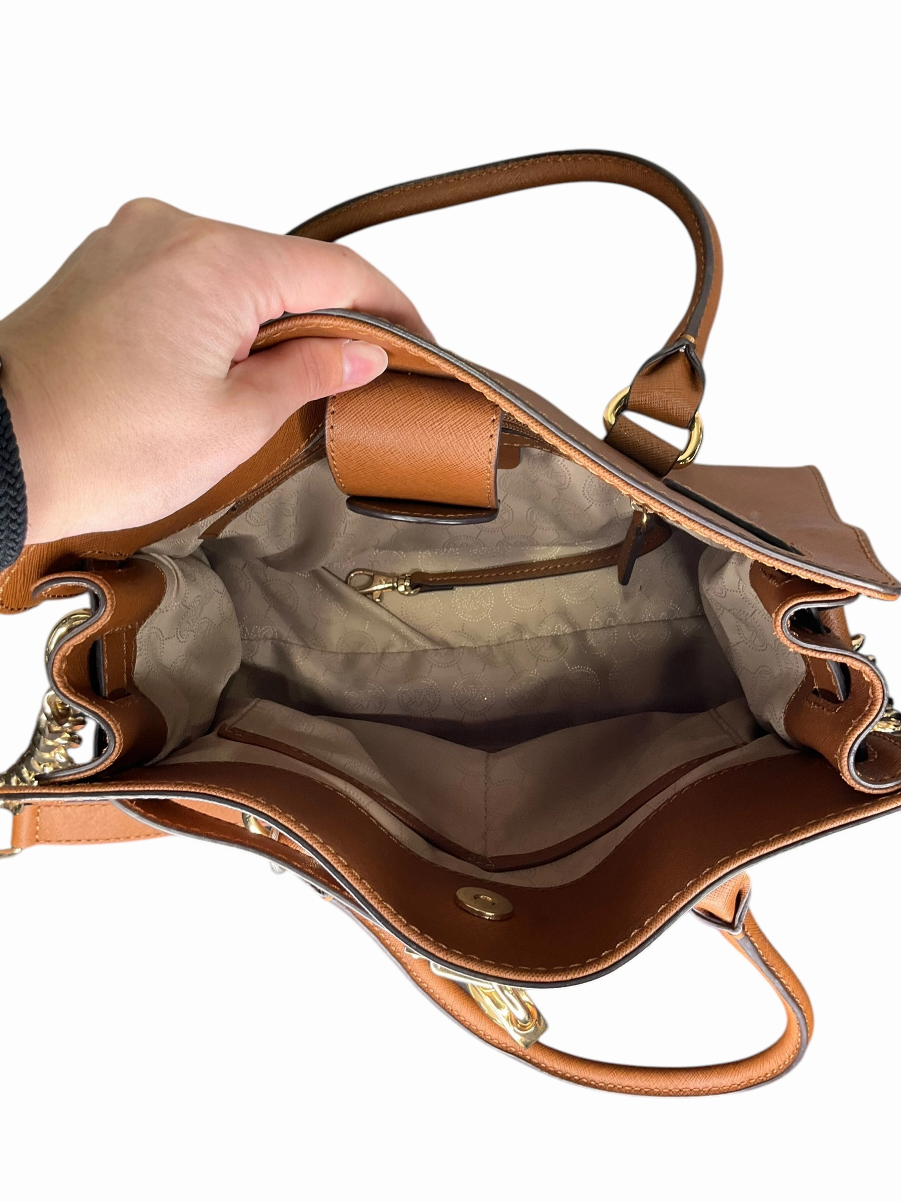 Handbag Designer By Michael Kors  Size: Medium