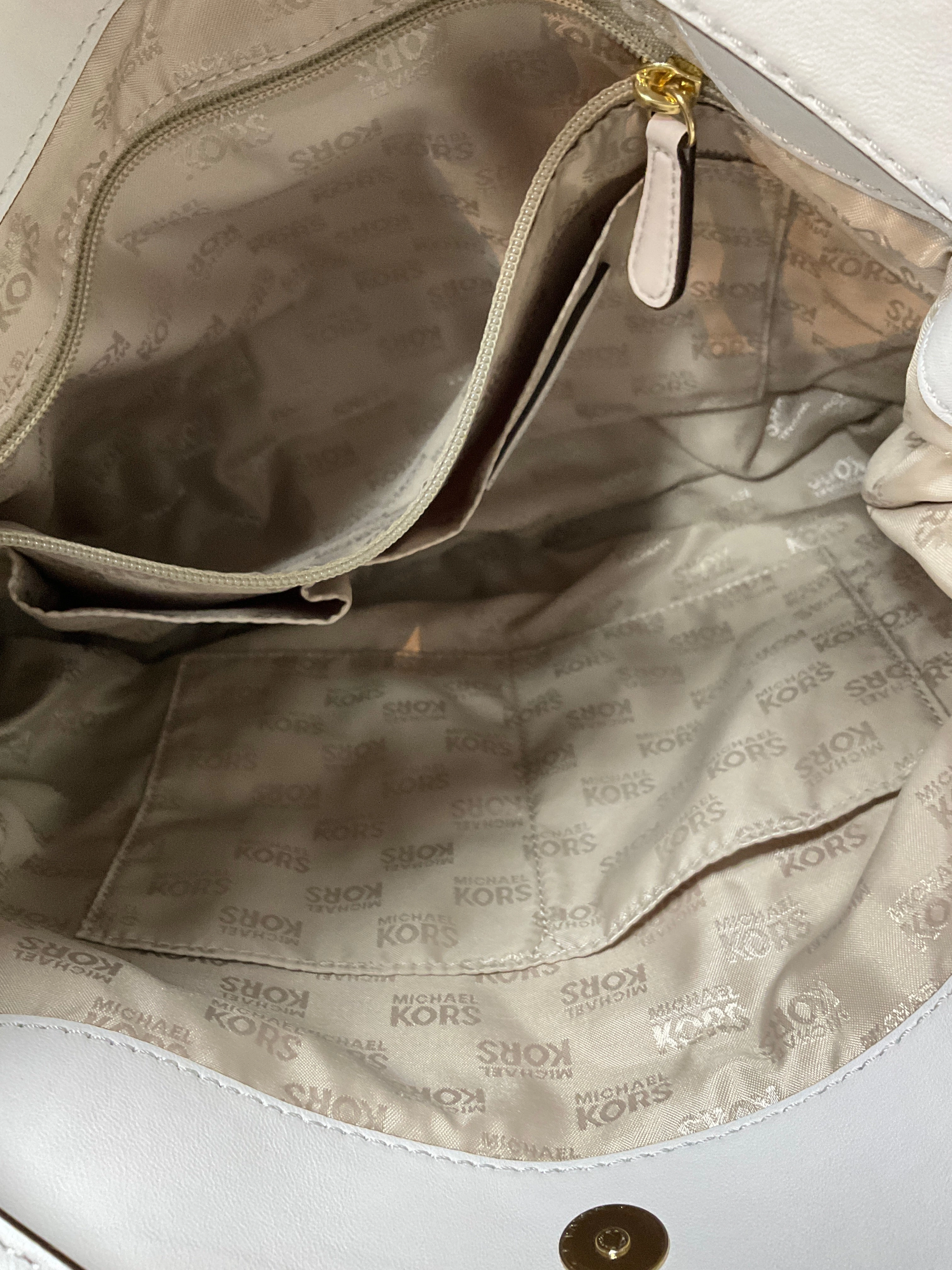 Handbag Designer By Michael Kors, Size: Medium