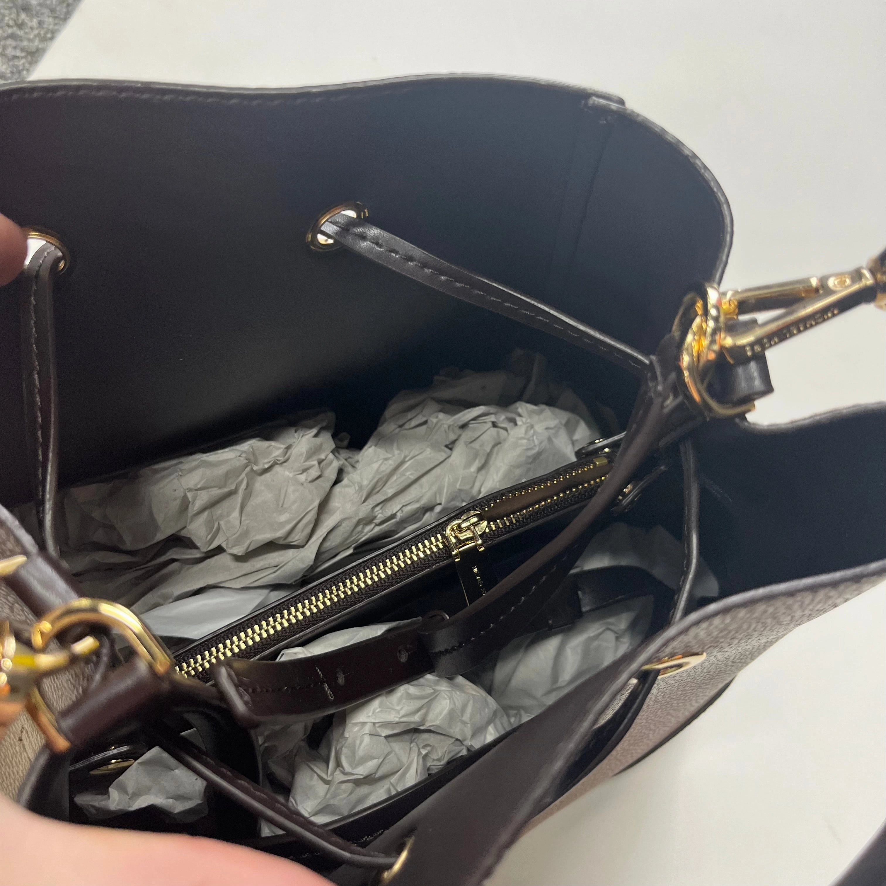 Handbag Designer Michael Kors, Size Large