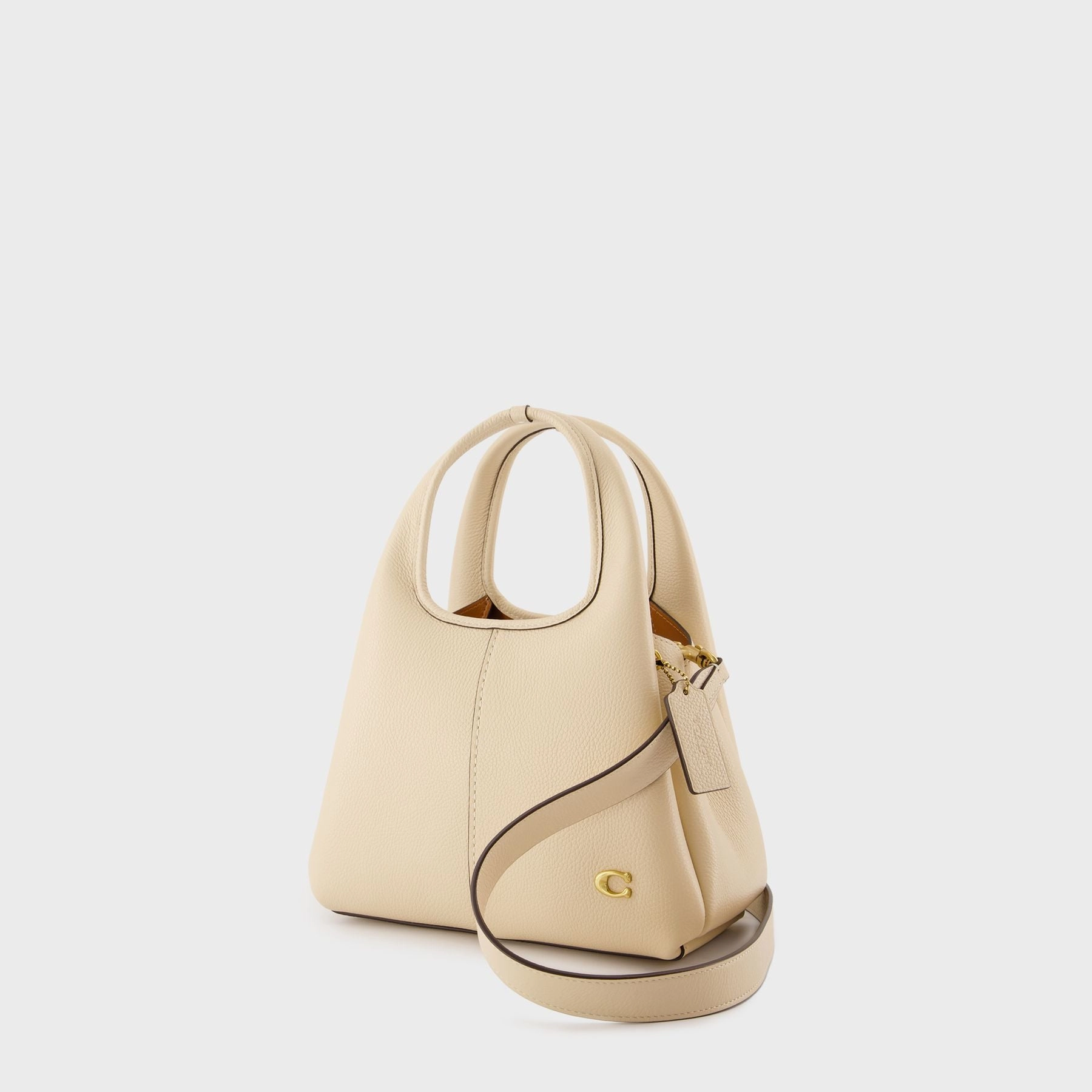 Lana 23 Shoulder Bag - Coach - Leather - Ivory