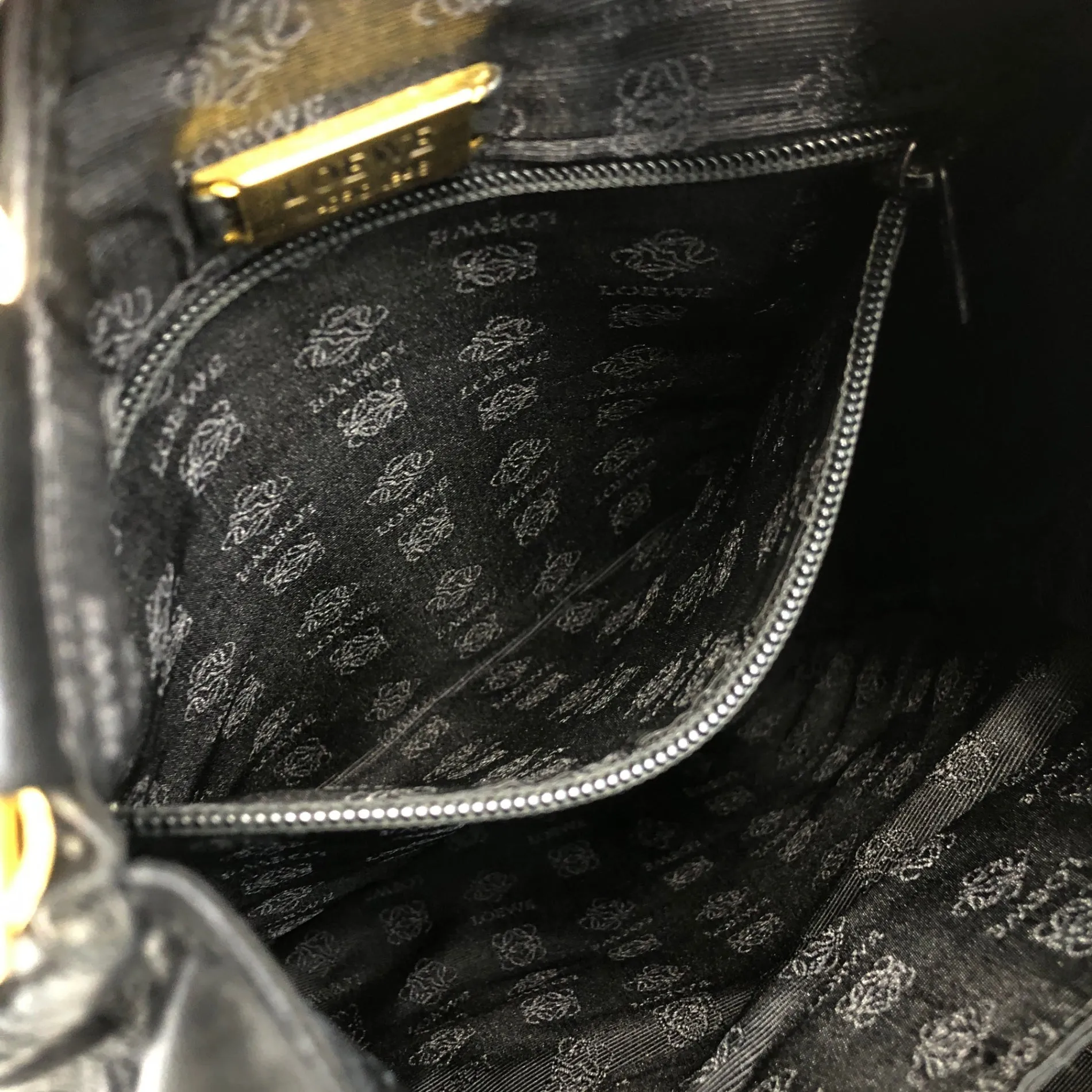 LOEWE Anagram Shoulder bag Black Vintage sceabv