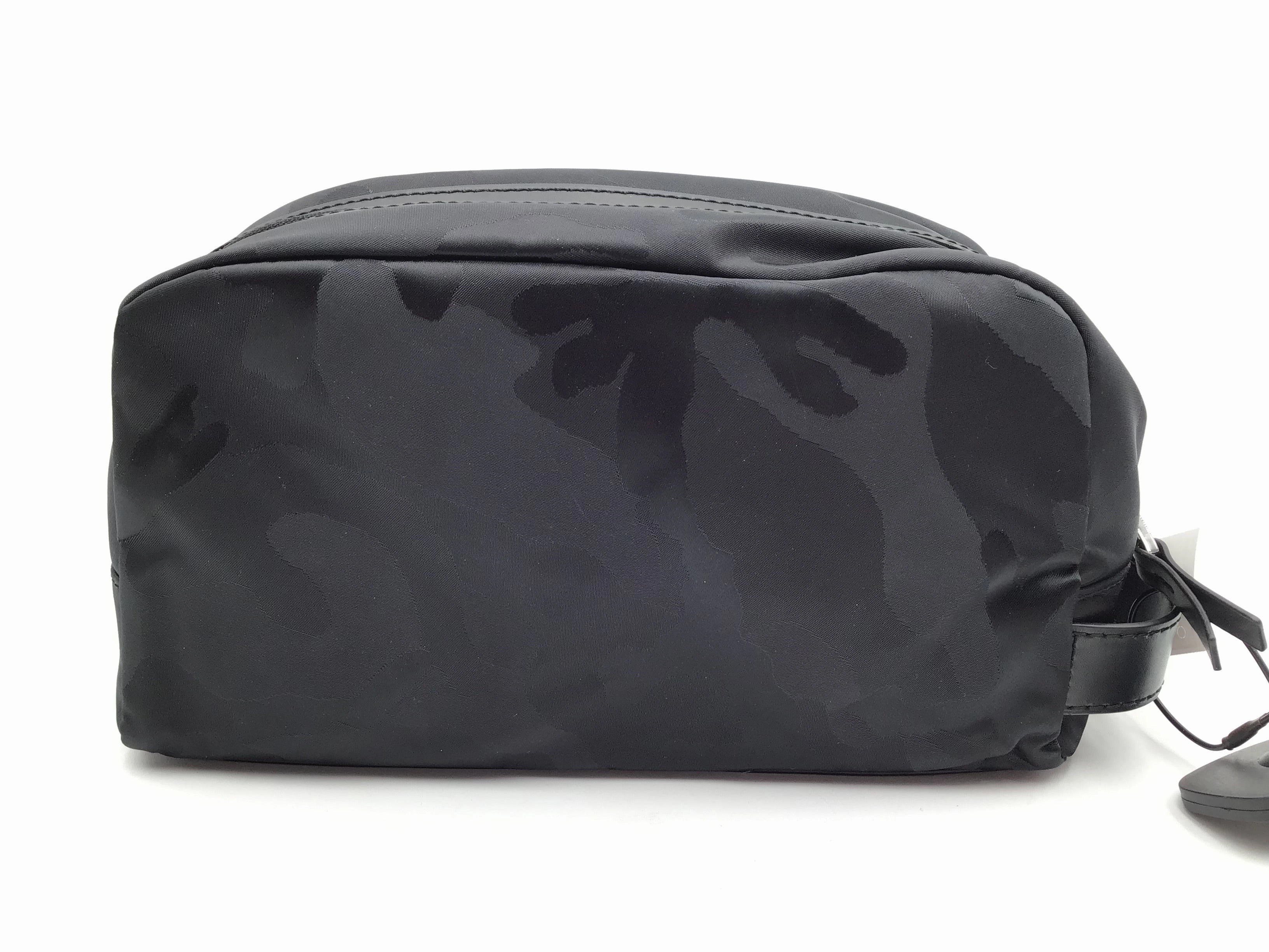 Makeup Bag Designer By Michael Kors, Size: Medium