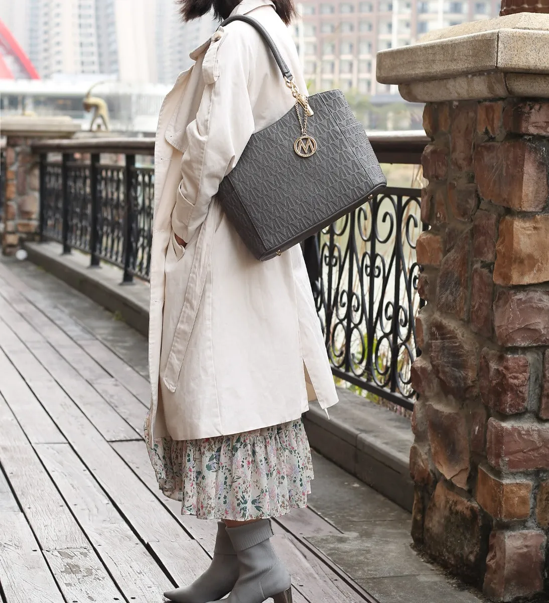 Malika Signature Shoulder Bag