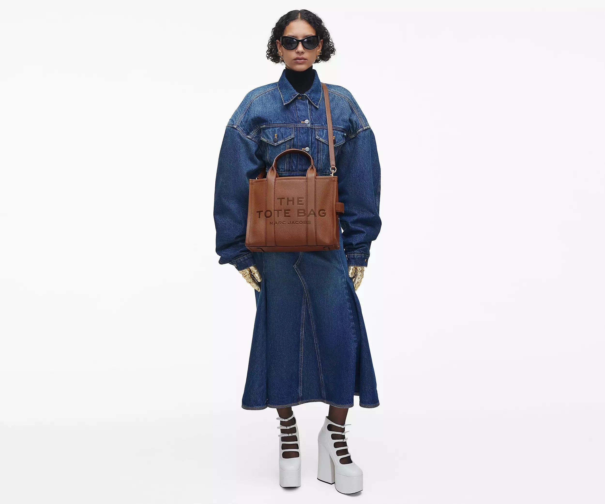 Marc Jacobs The Tote Bag Medium (Argan oil)