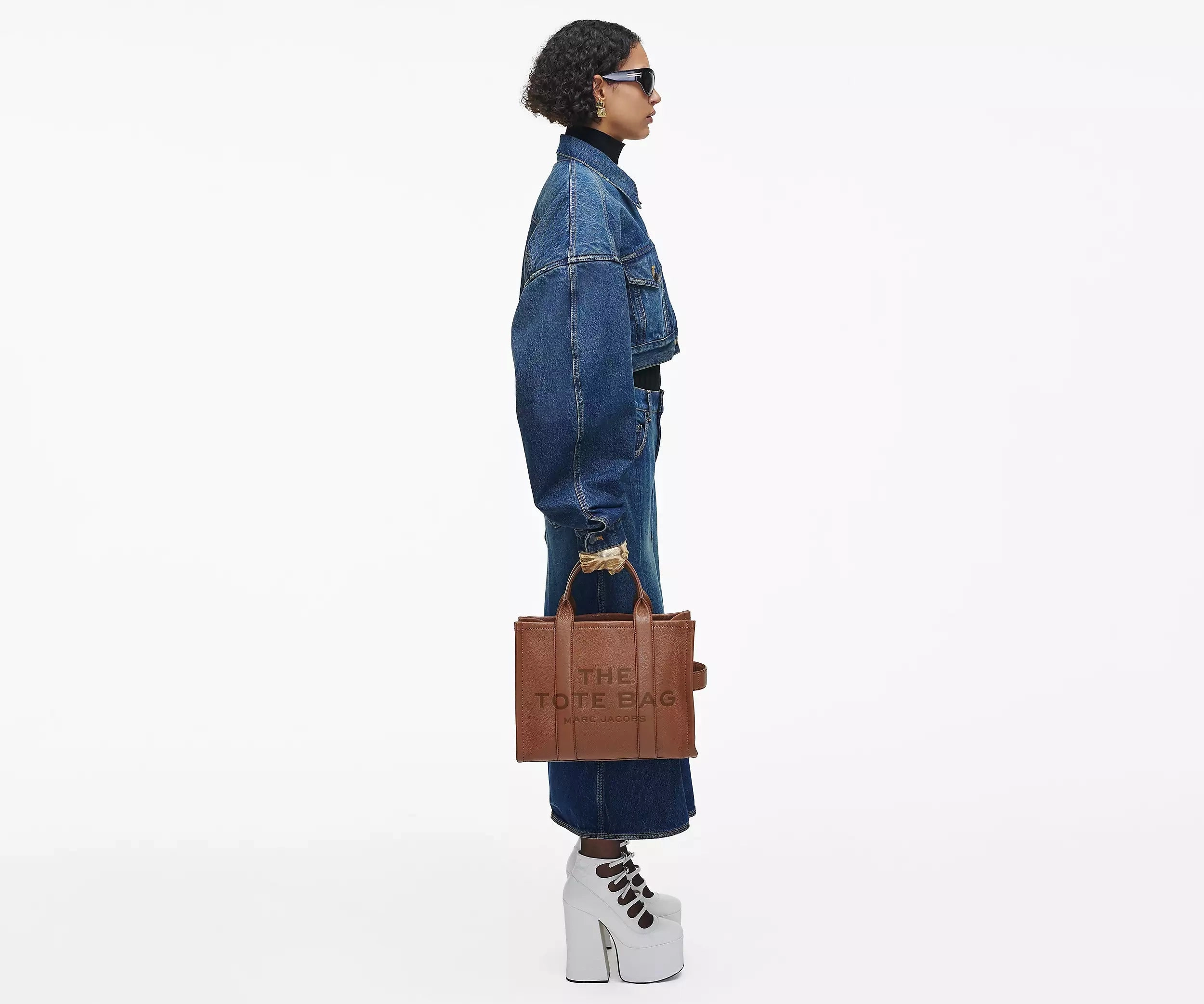 Marc Jacobs The Tote Bag Medium (Argan oil)