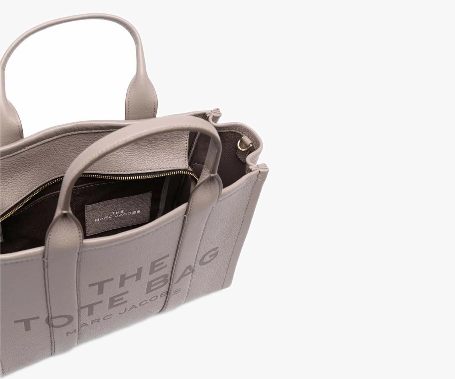 Marc Jacobs  The Tote Bag Medium (Cement)