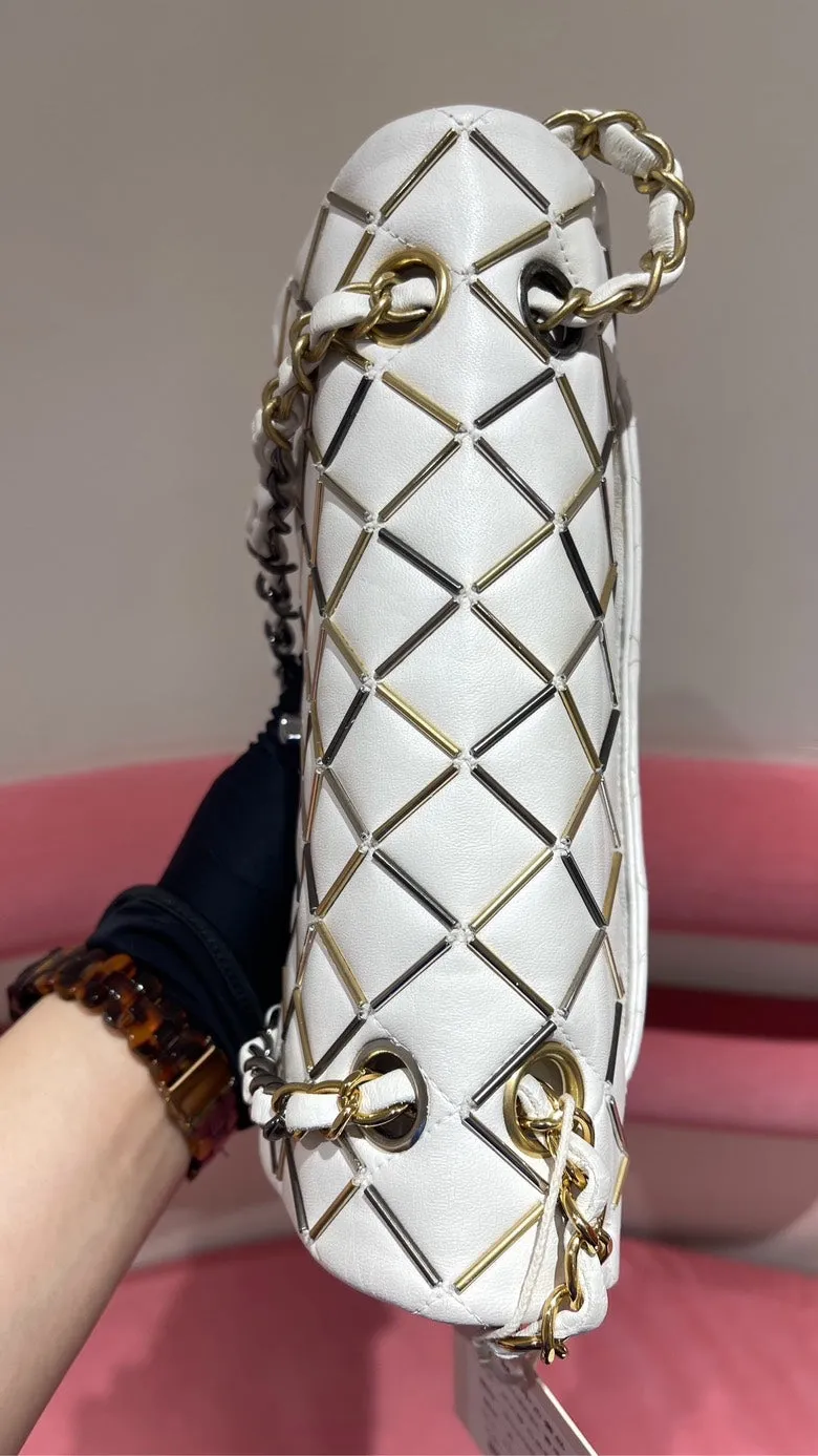 Preloved Chanel CF Medium White Leather Shoulder Bag